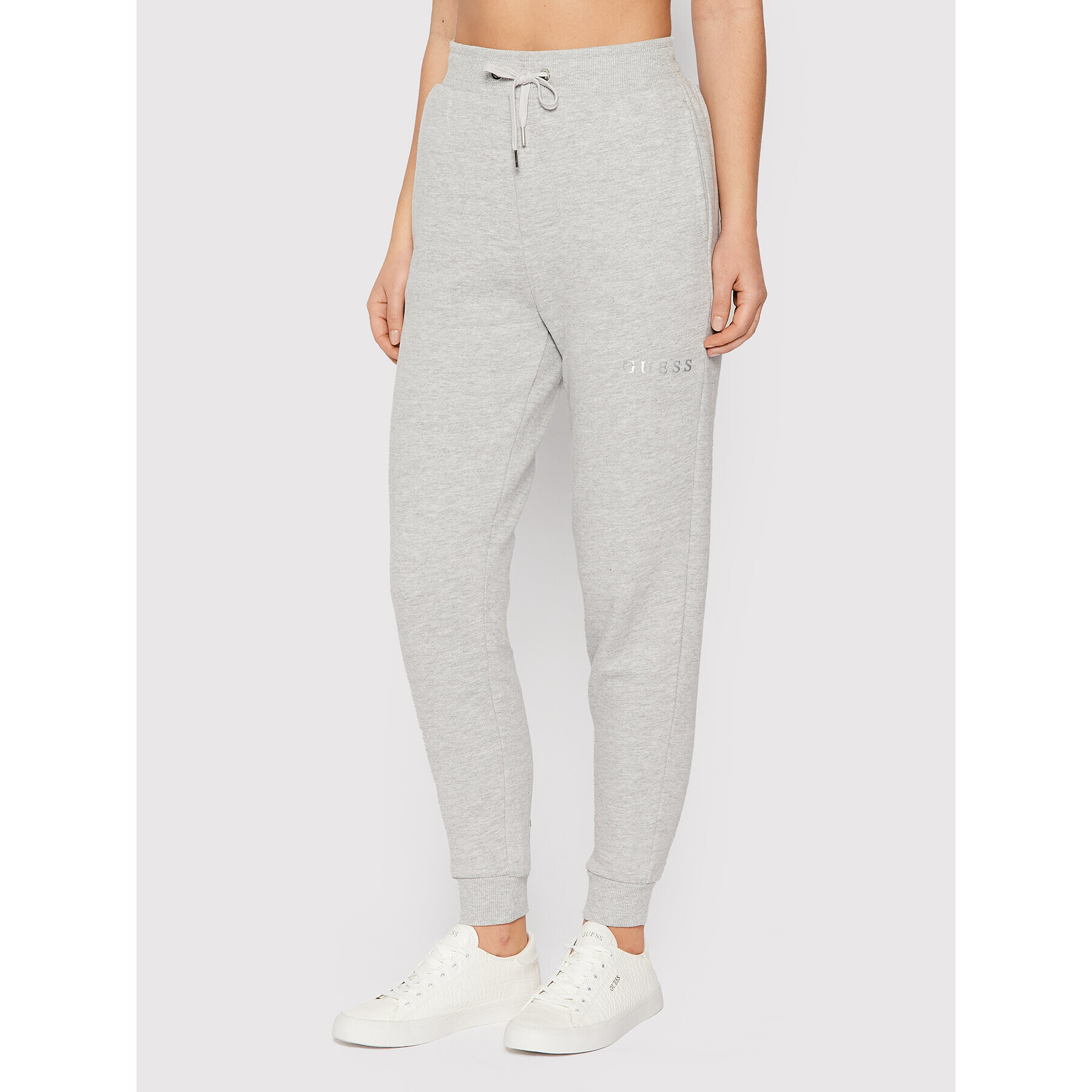 Guess Долнище анцуг V2RB23 K9V31 Сив Regular Fit - Pepit.bg