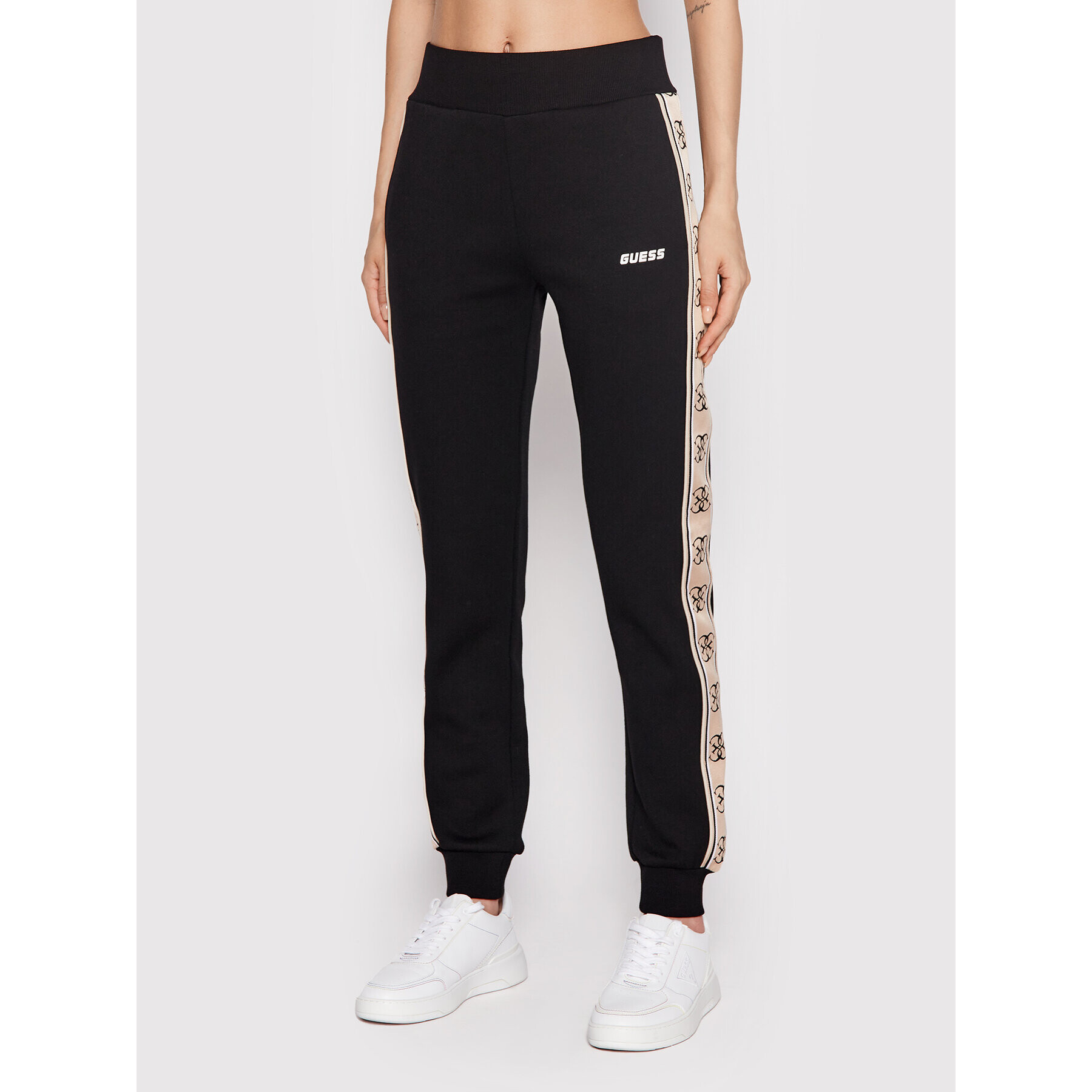 Guess Долнище анцуг V2YB15 KA3P1 Черен Regular Fit - Pepit.bg