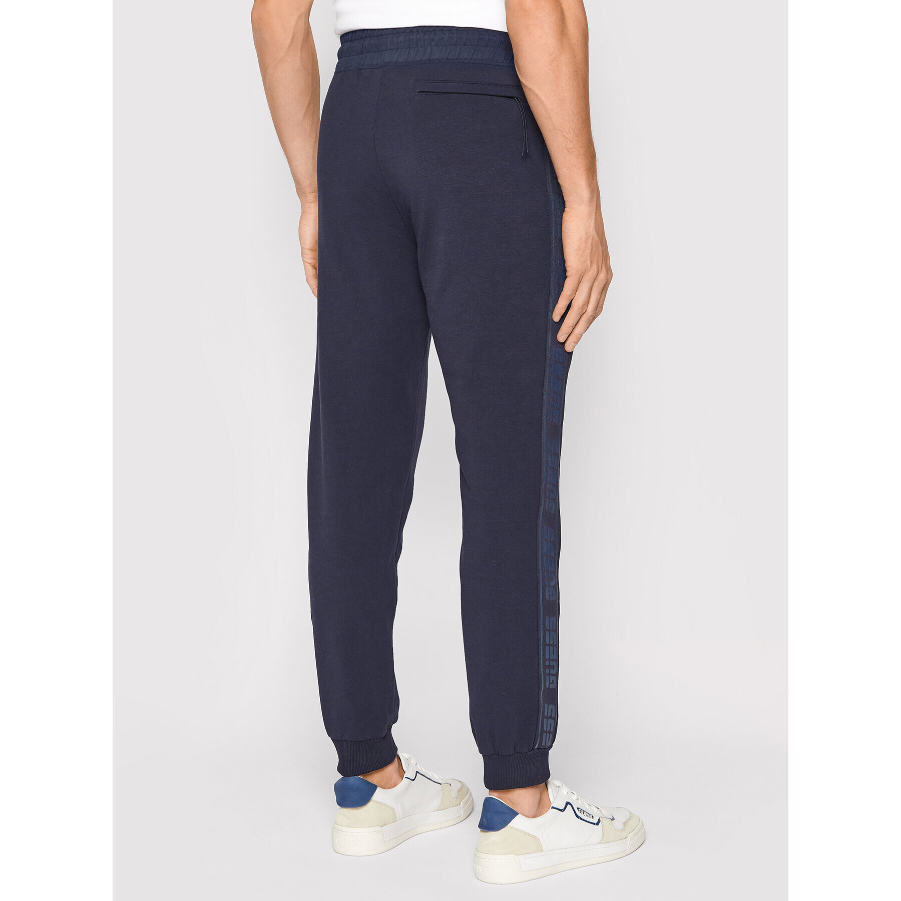 Guess Долнище анцуг Z2RB14 K6ZS1 Тъмносин Regular Fit - Pepit.bg