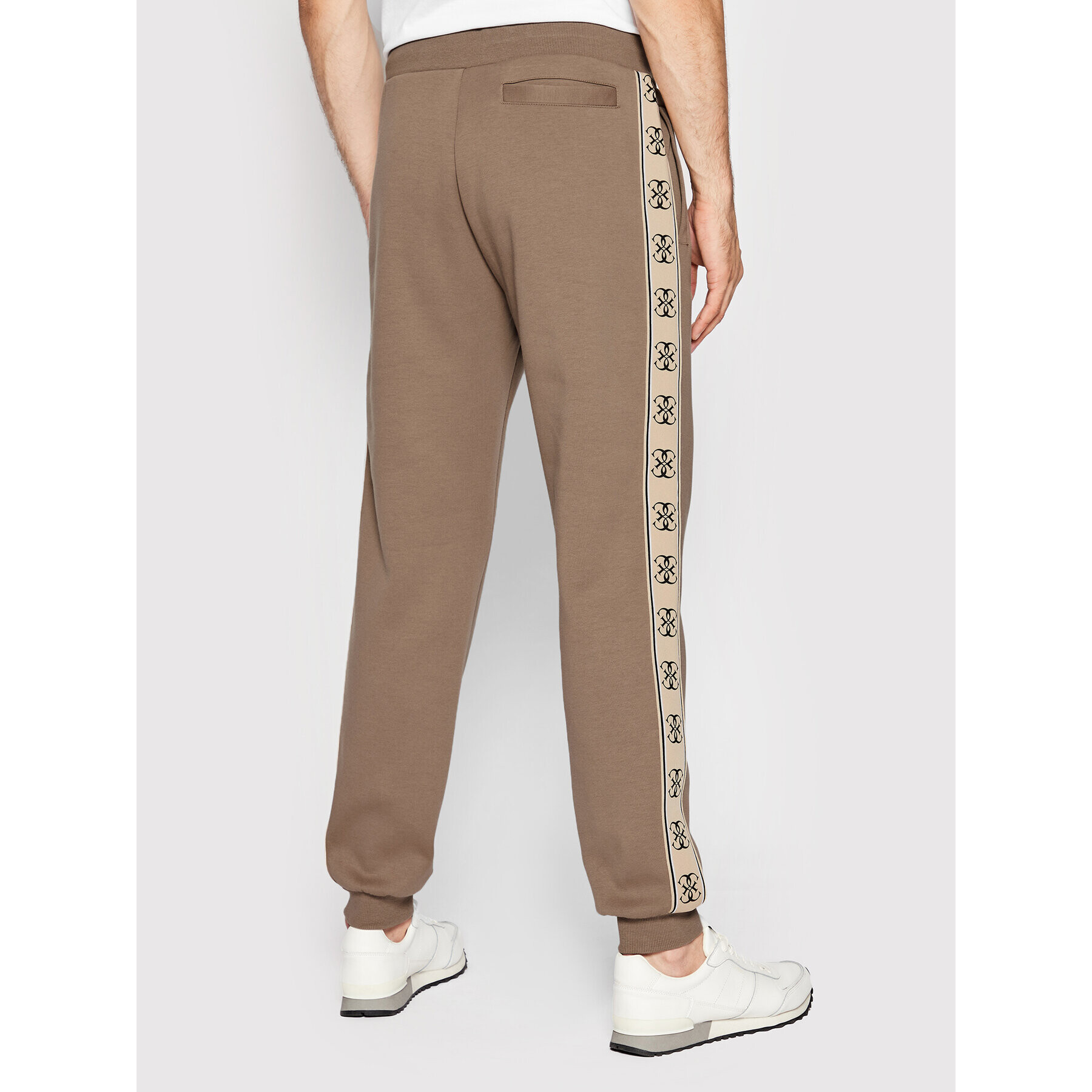 Guess Долнище анцуг Z2YB09 KA3P1 Бежов Regular Fit - Pepit.bg