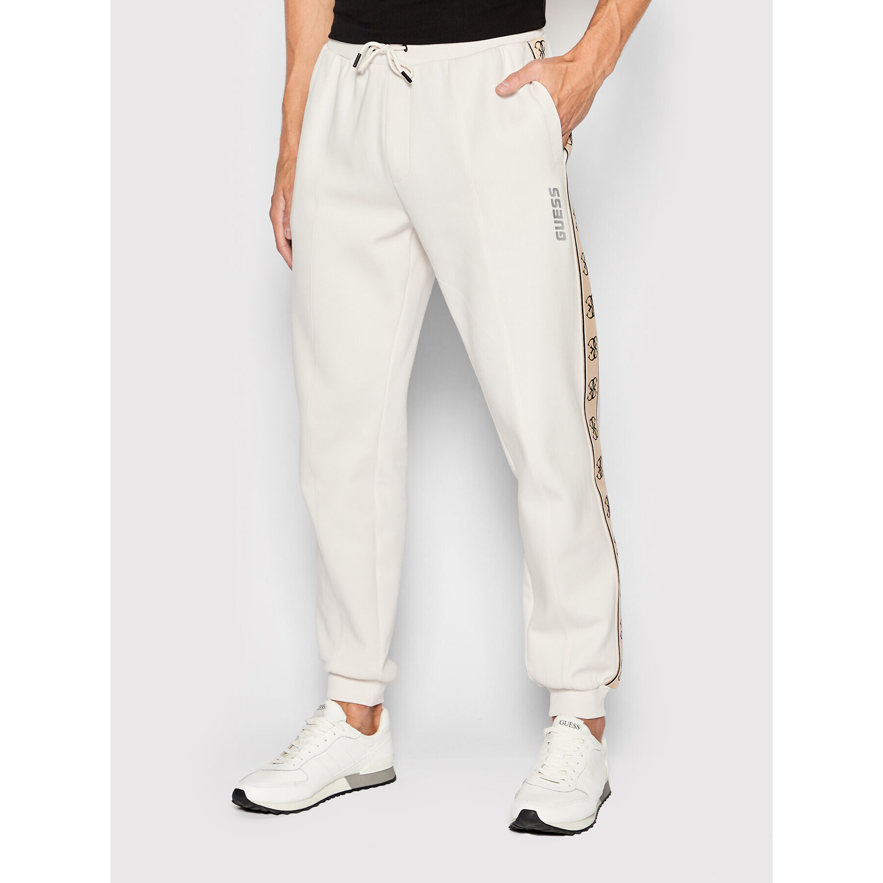 Guess Долнище анцуг Z2YB09 KA3P1 Бял Regular Fit - Pepit.bg
