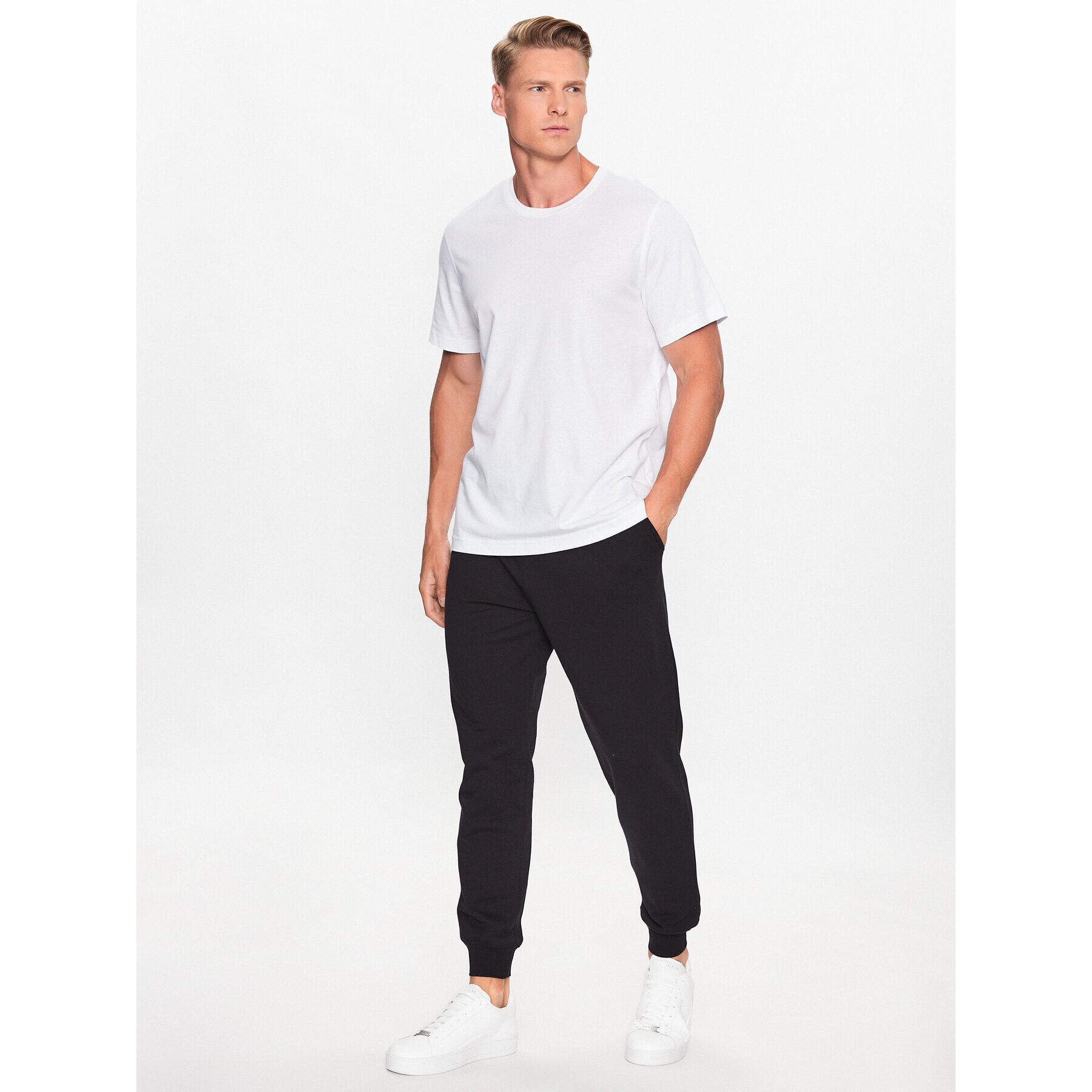 Guess Джогъри U3YB00 KBS91 Черен Regular Fit - Pepit.bg