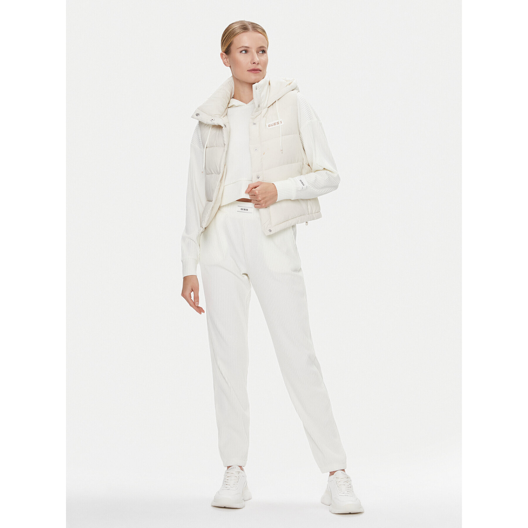 Guess Елек Breana V4RL02 WFYE2 Бял Regular Fit - Pepit.bg