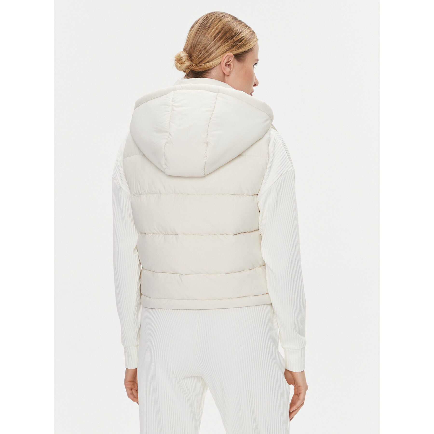 Guess Елек Breana V4RL02 WFYE2 Бял Regular Fit - Pepit.bg