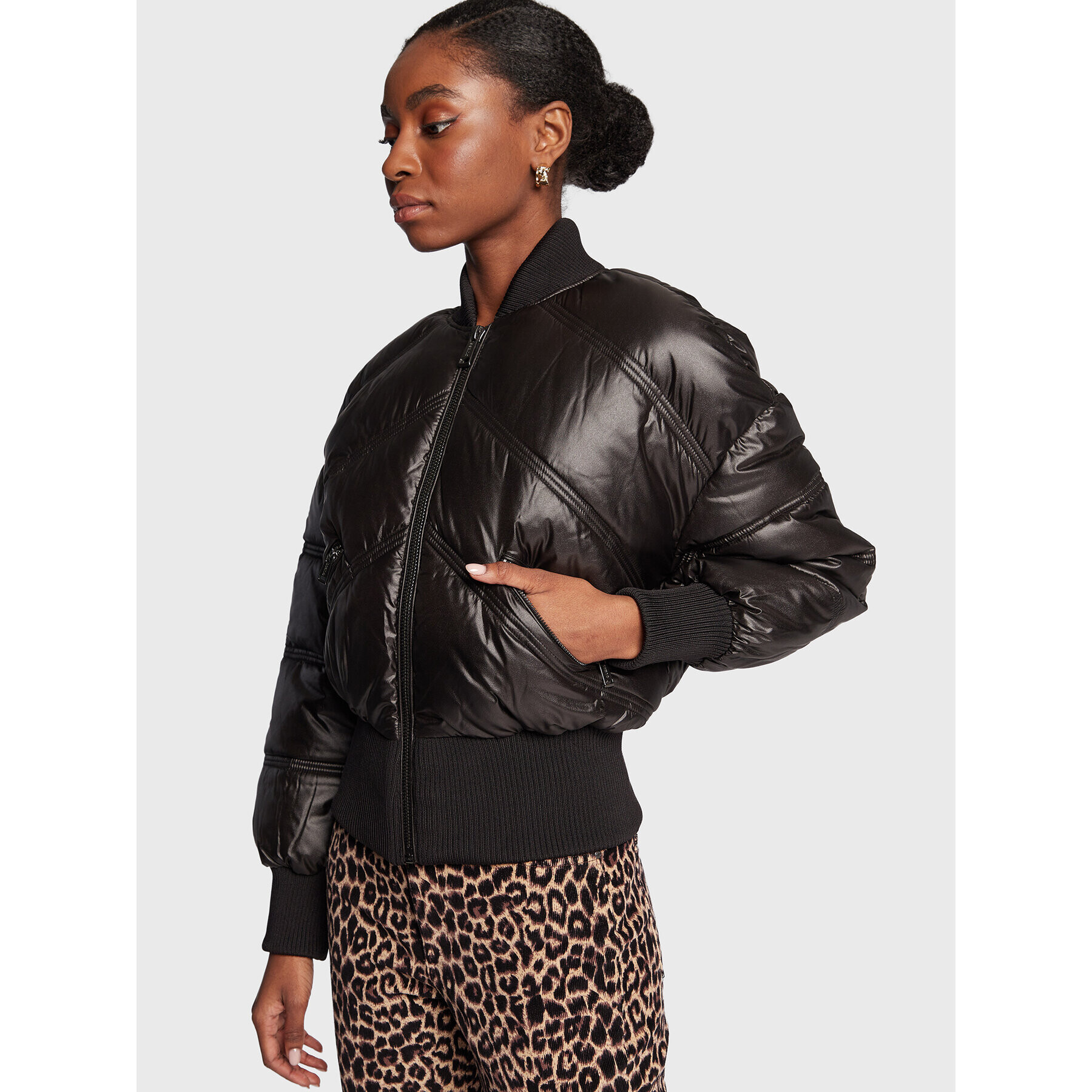 Guess Яке бомбър Lou W2BL45 WEWS0 Черен Regular Fit - Pepit.bg