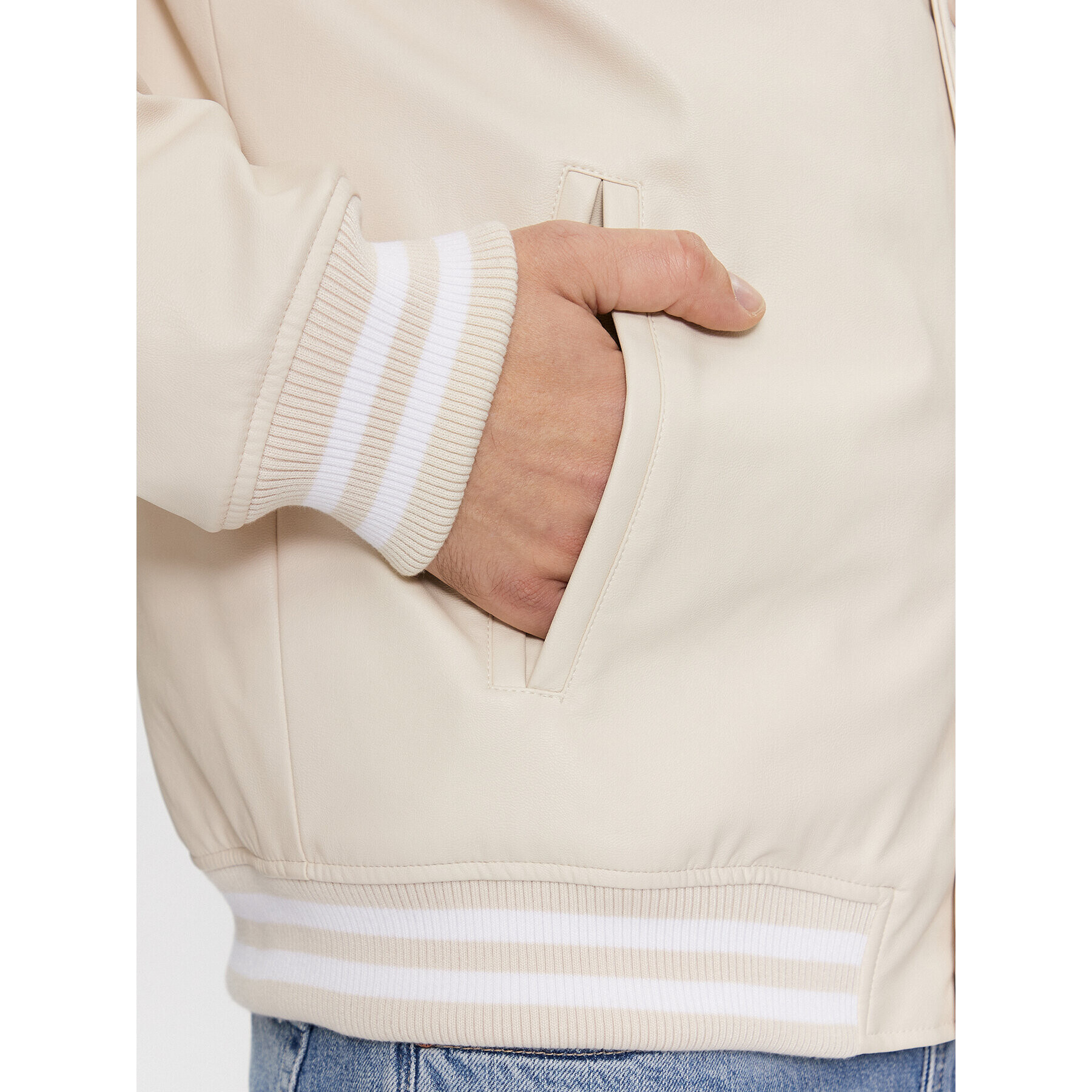 Guess Яке бомбър Varsity M4RL11 WFWI0 Бежов Regular Fit - Pepit.bg