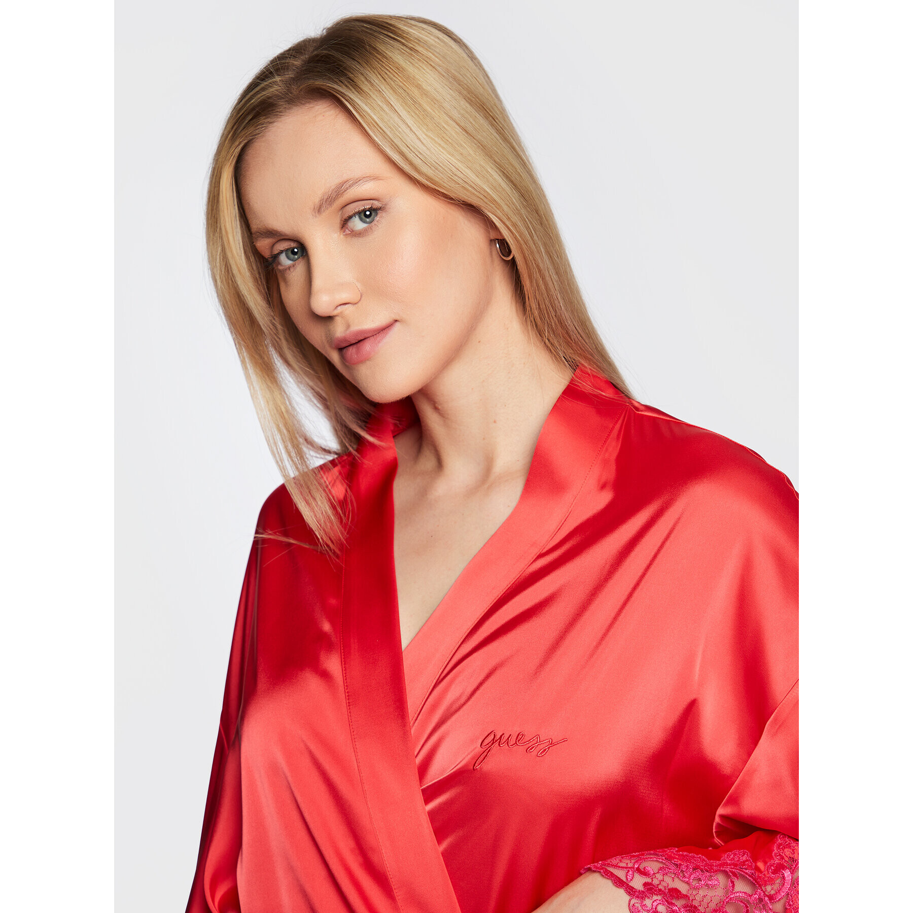 Guess Халат Bridgette O2BX00 WF200 Червен - Pepit.bg