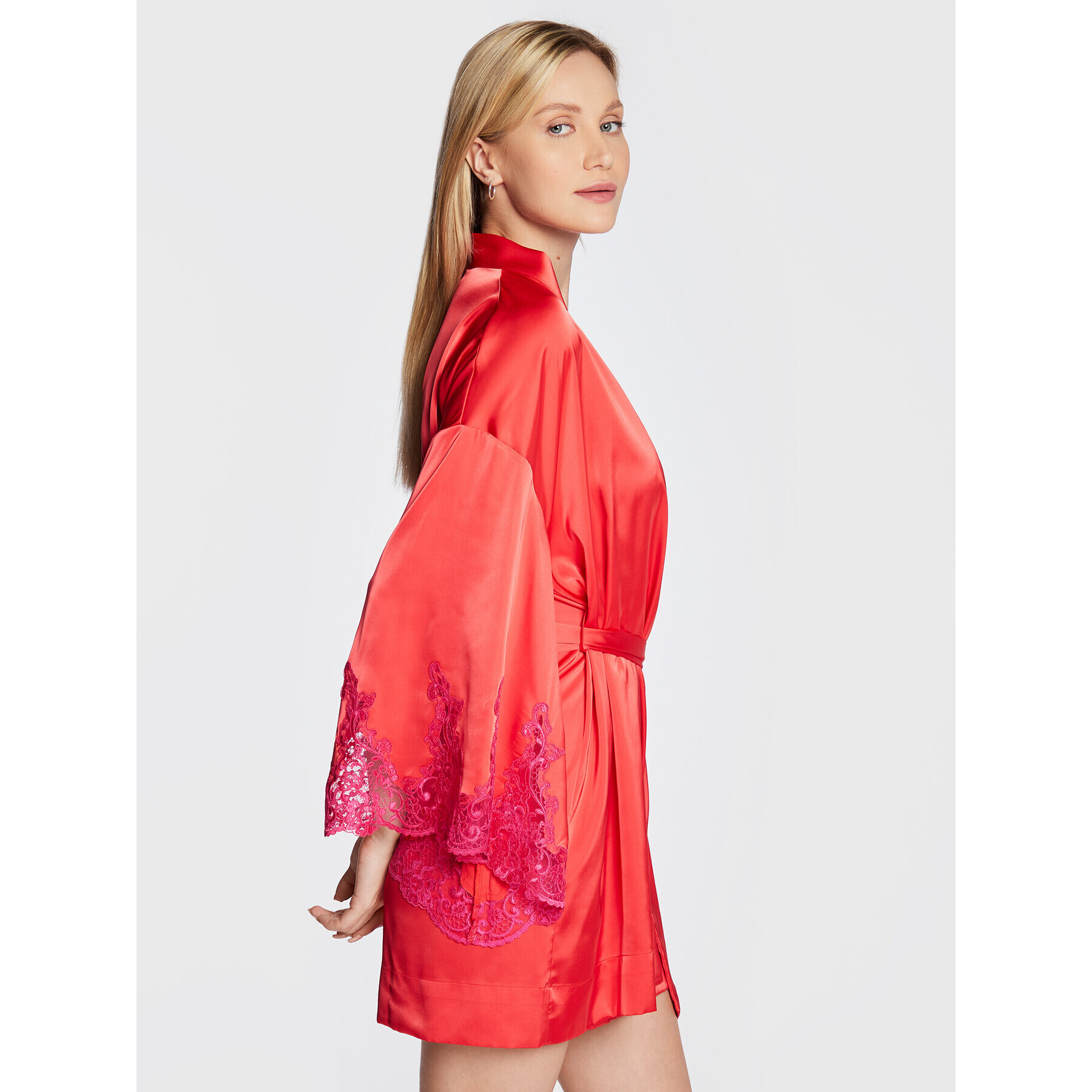 Guess Халат Bridgette O2BX00 WF200 Червен - Pepit.bg