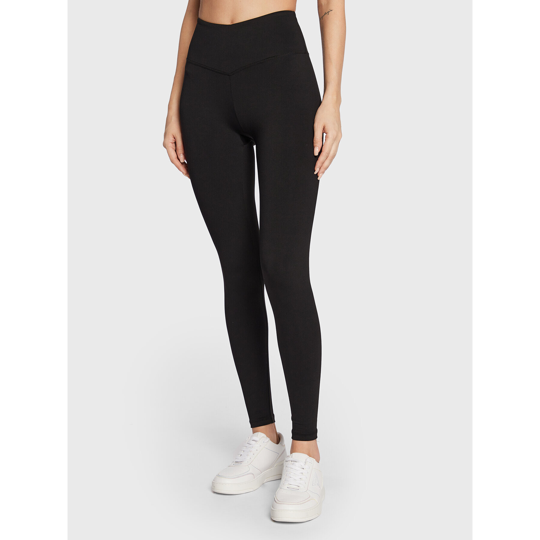 Guess Клин Coline V2BB10 MC04Z Черен Slim Fit - Pepit.bg