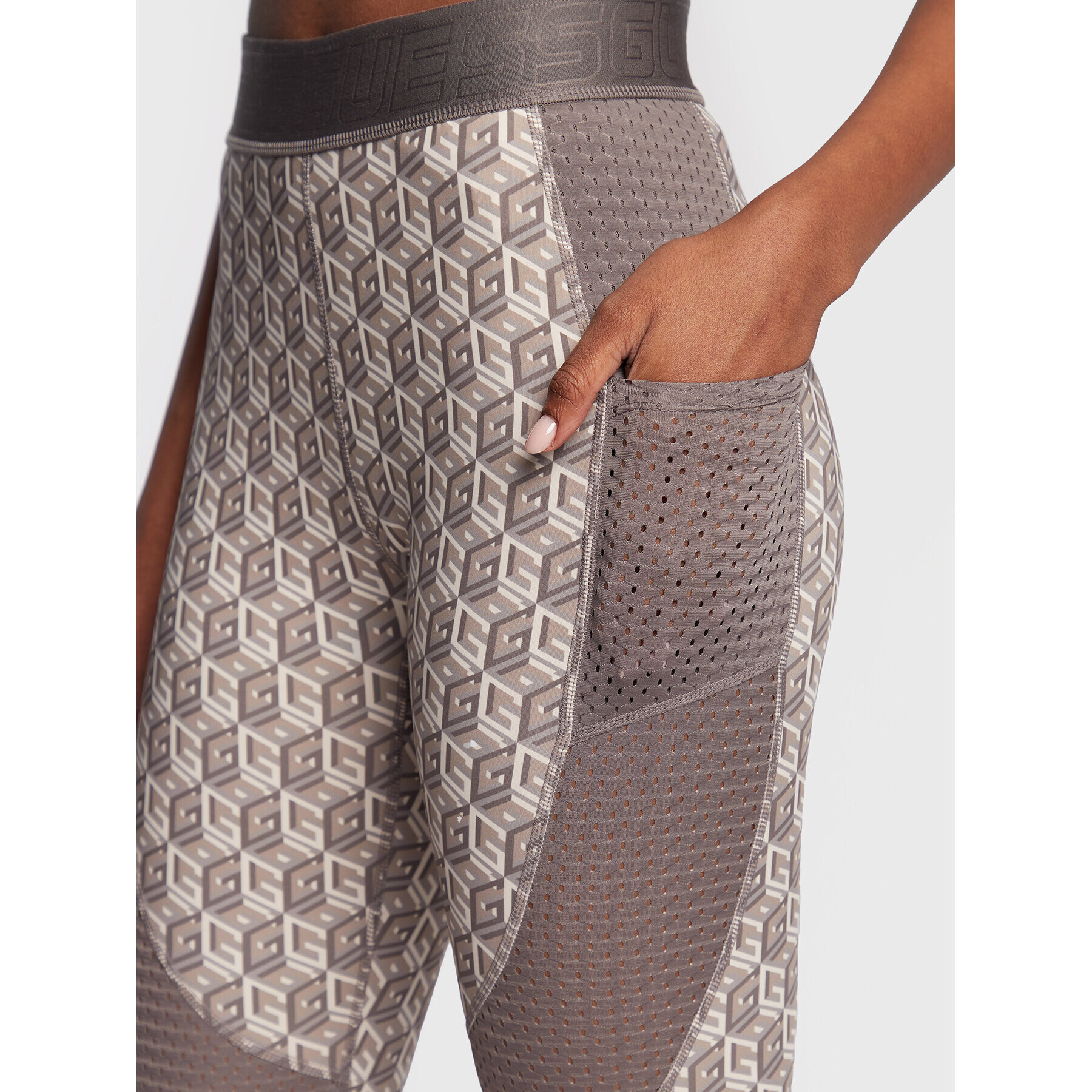 Guess Клин Daria V2BB08 MC03W Бежов Slim Fit - Pepit.bg