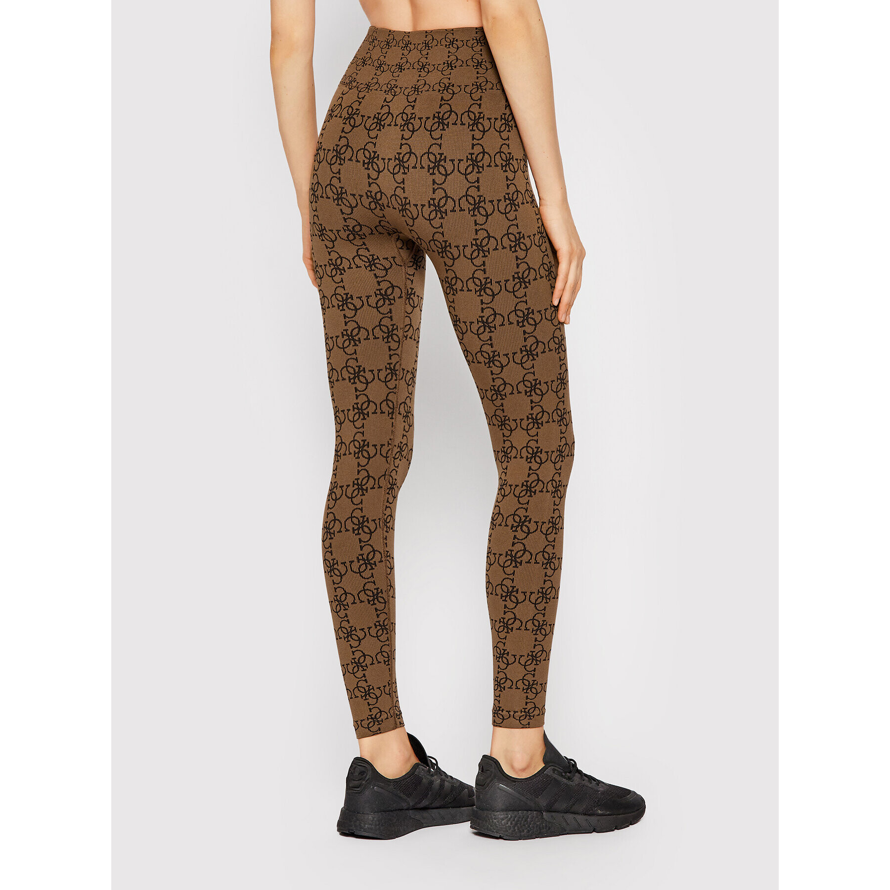 Guess Клин O1BA73 ZZ04N Кафяв Slim Fit - Pepit.bg