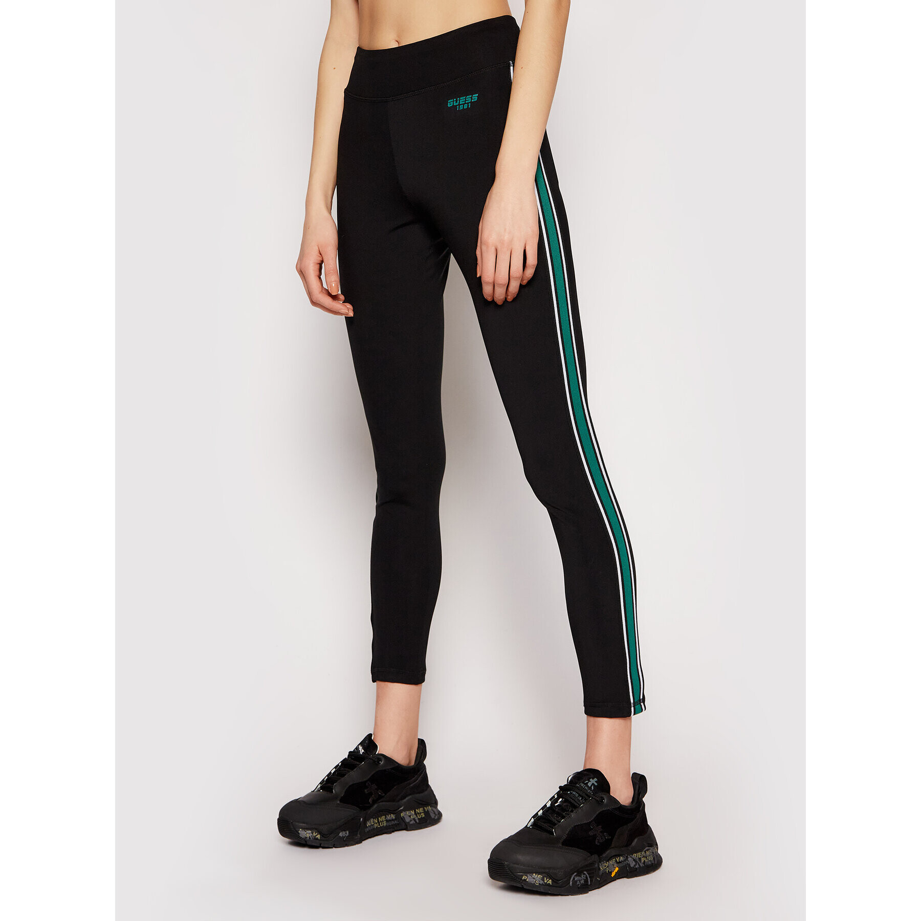 Guess Клин Racer O1RA38 MC04E Черен Slim Fit - Pepit.bg
