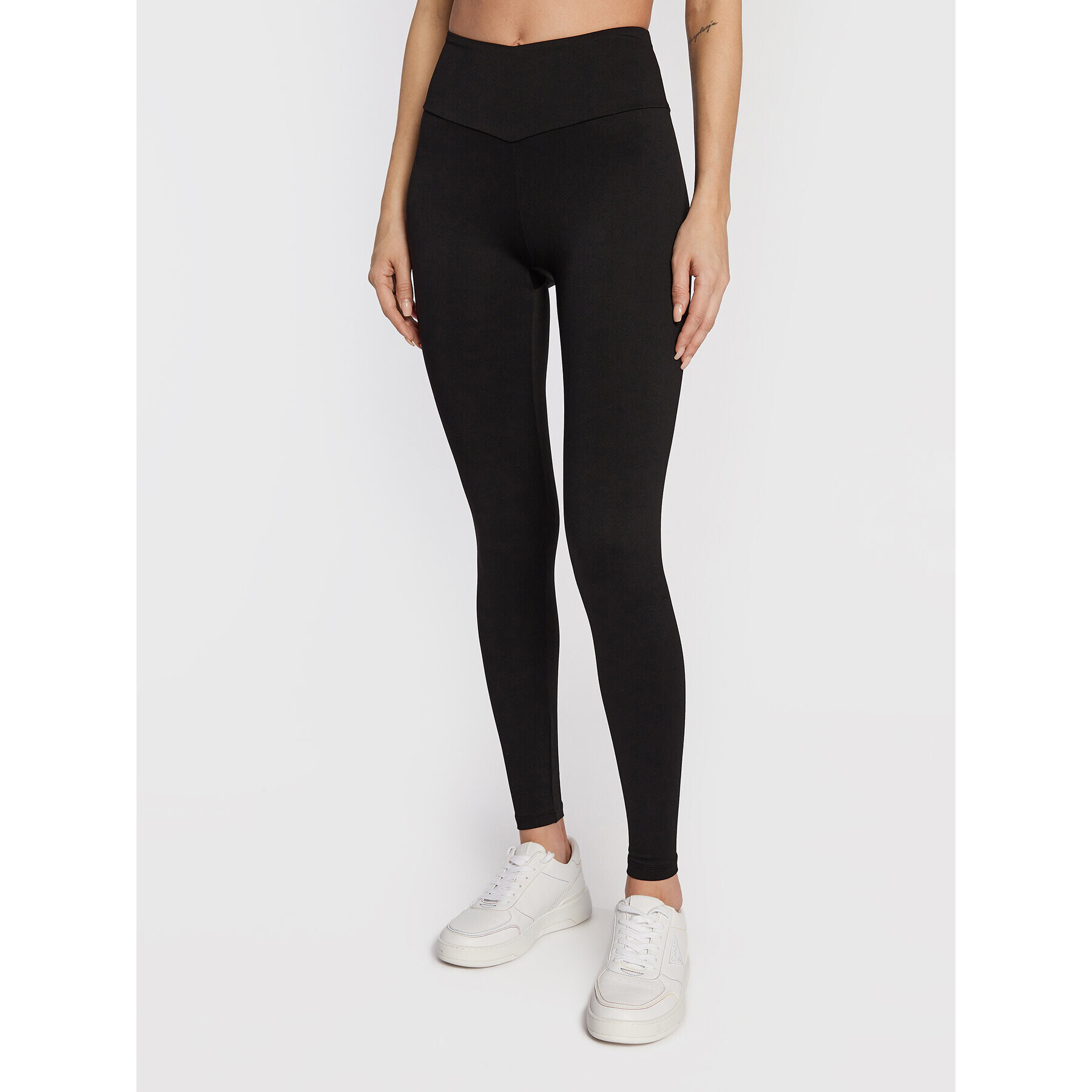 Guess Клин V2YB03 MC04Z Черен Slim Fit - Pepit.bg