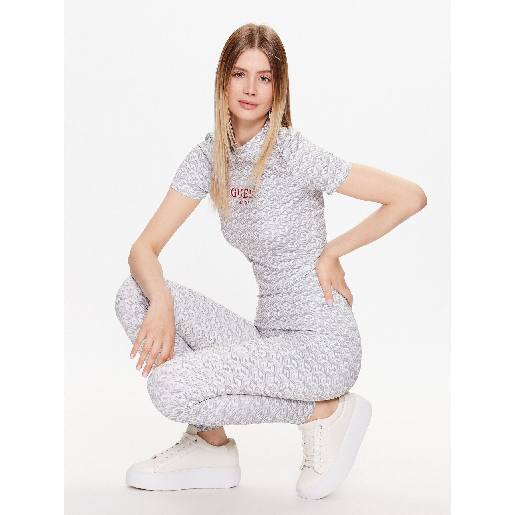 Guess Клин V3YB19 MC03W Зелен Slim Fit - Pepit.bg