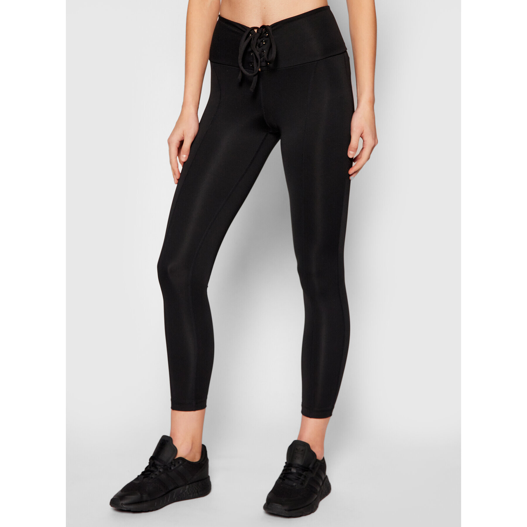 Guess Клин O0BA16 MC03W Черен Skinny Fit - Pepit.bg