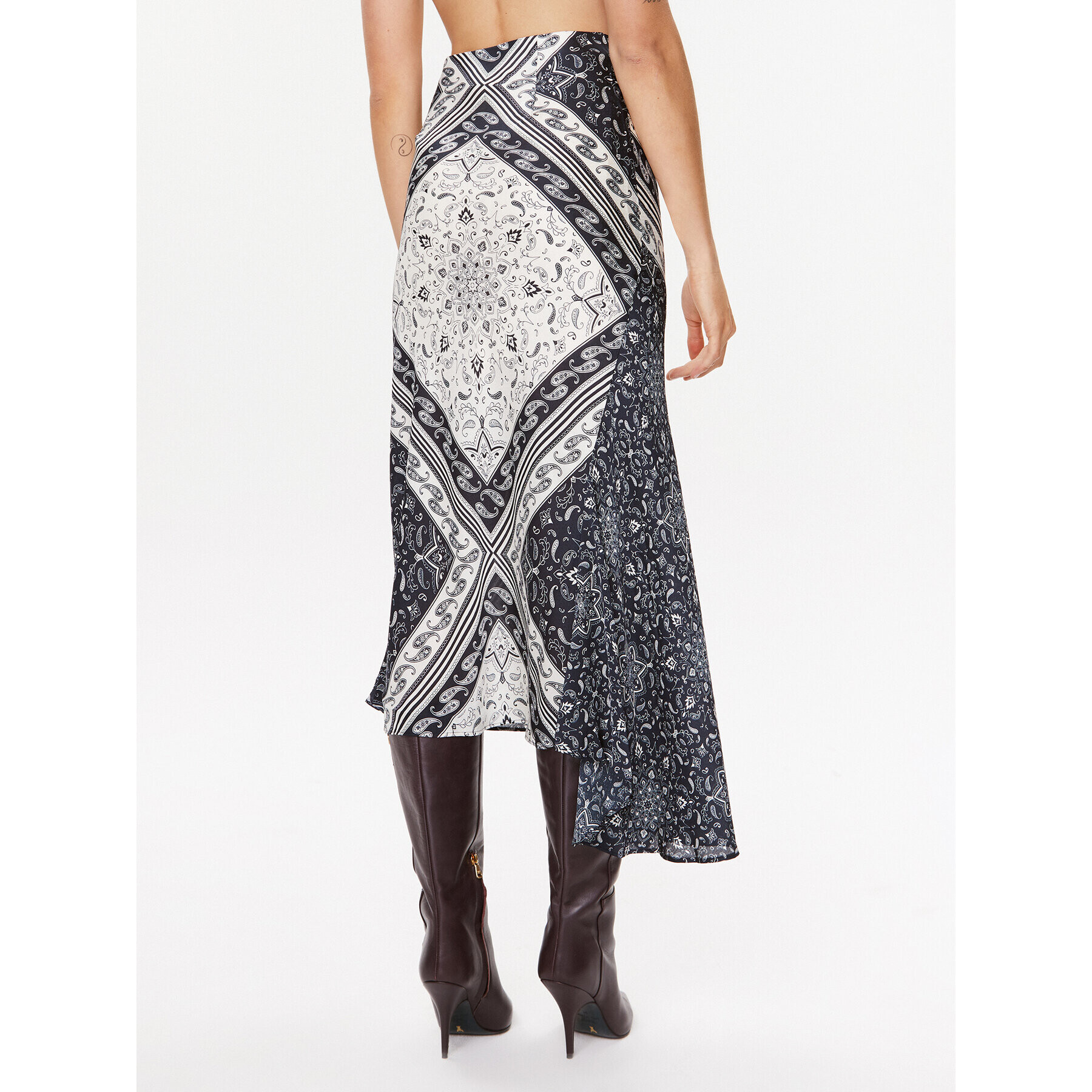 Guess Миди пола W3BD99 WFQM2 Цветен Regular Fit - Pepit.bg