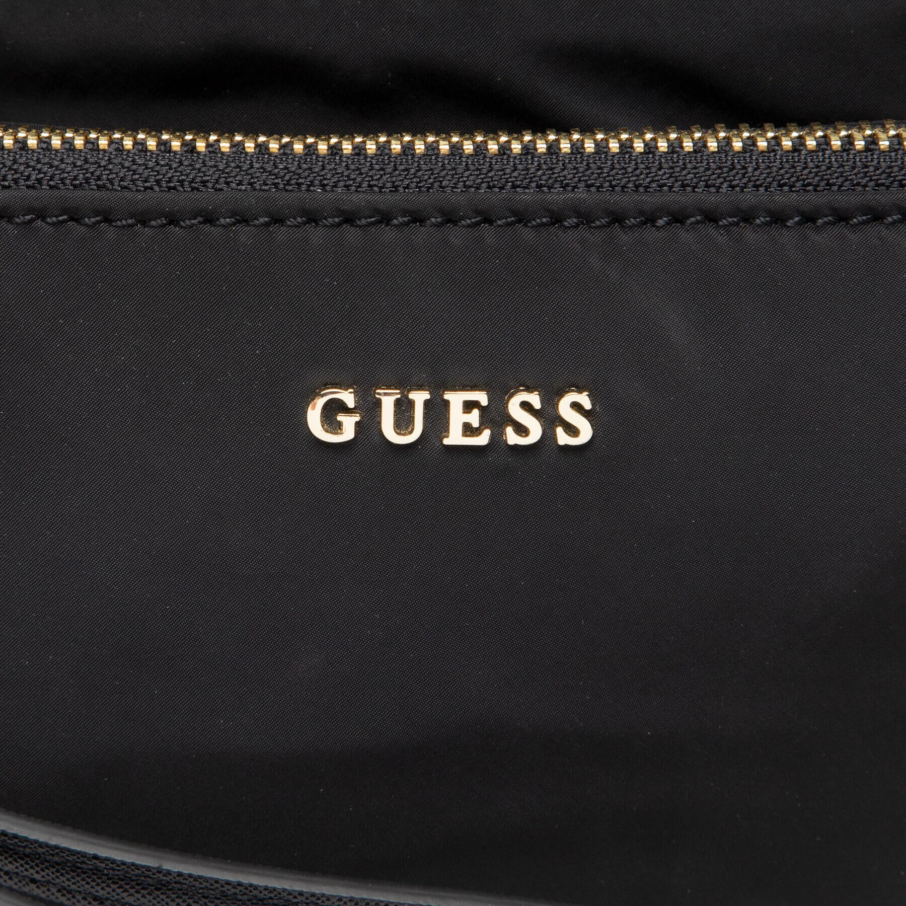 Guess Мъжка чантичка Eyen Accessories PWEYEN P2422 Черен - Pepit.bg