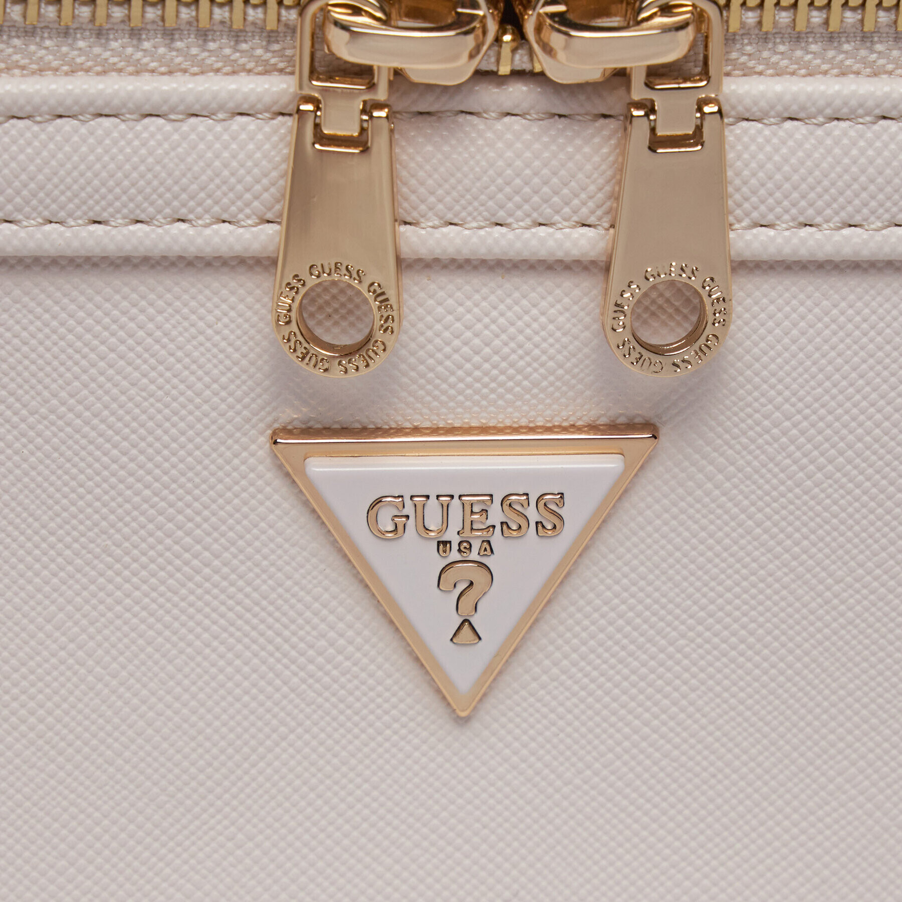 Guess Несесер Not Coordinated (SA) Accesories PW1523 P3161 Бежов - Pepit.bg