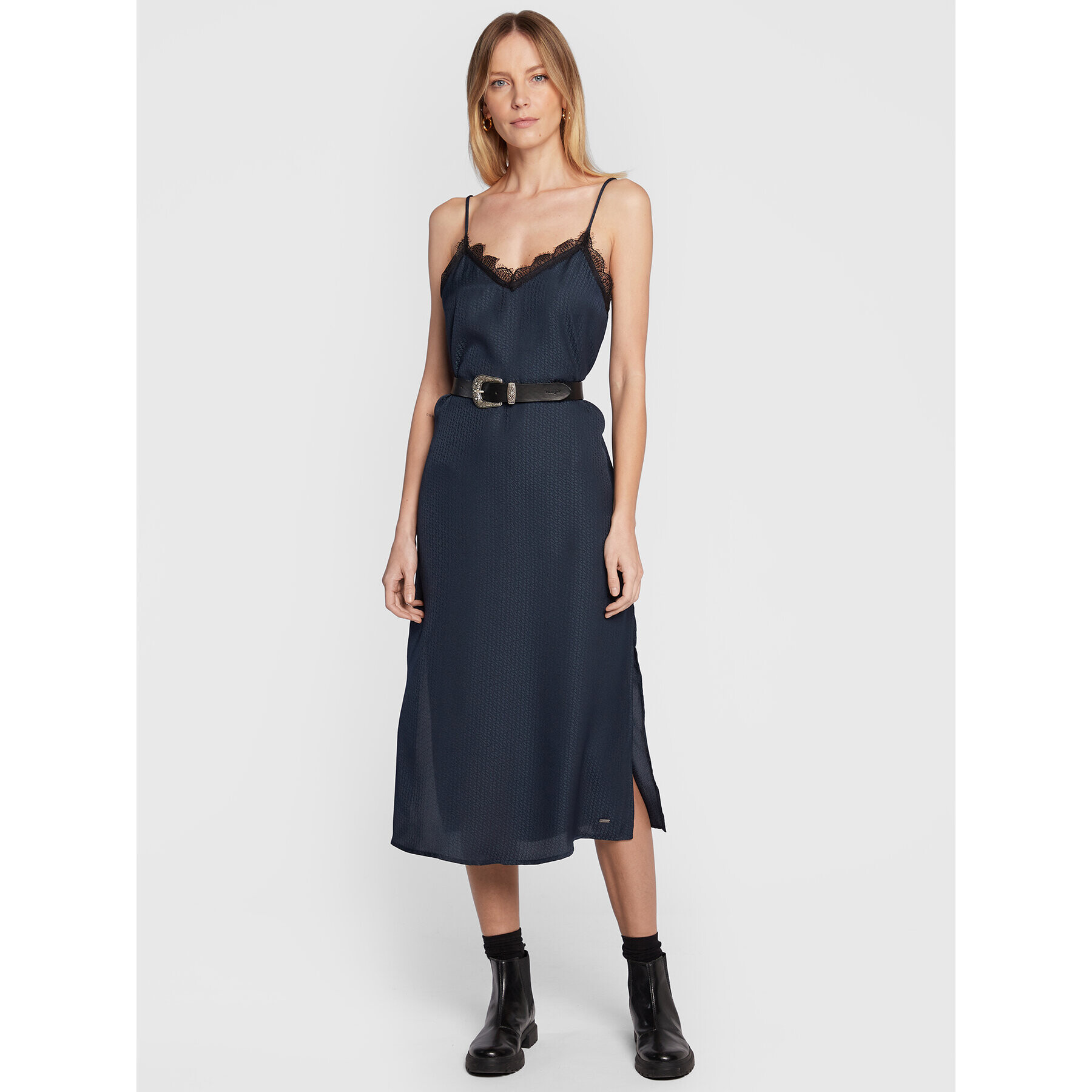 Guess Обици JUBE01 485JW Златист - Pepit.bg