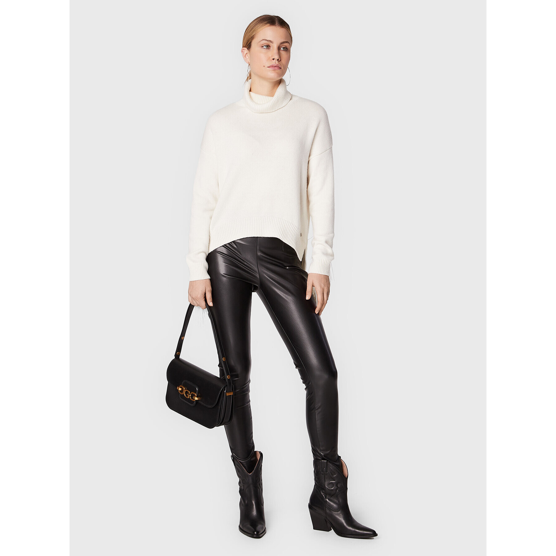Guess Поло Leonie W2BR32 Z2WX0 Бял Relaxed Fit - Pepit.bg