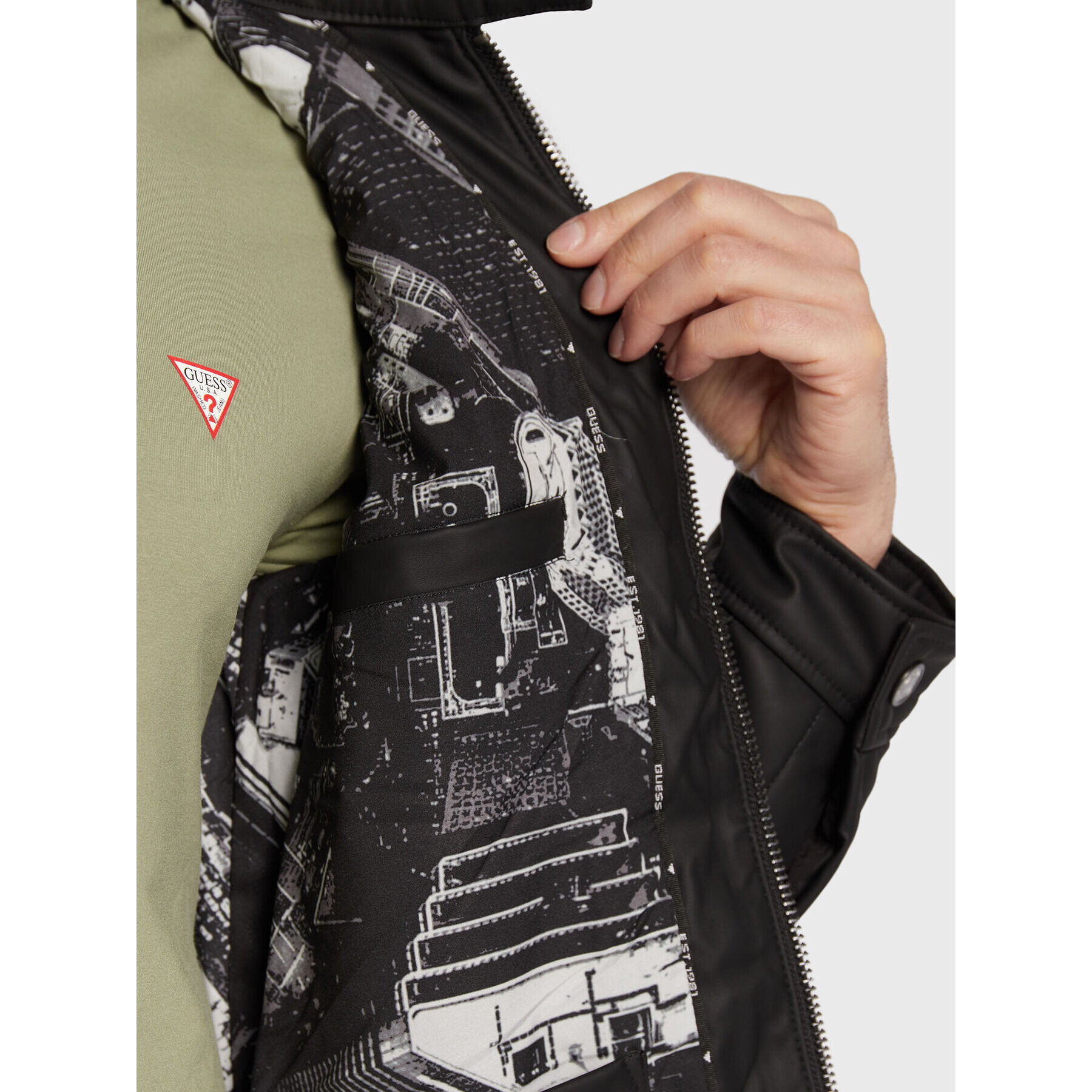 Guess Преходно яке M2BL21 WEZ10 Черен Regular Fit - Pepit.bg