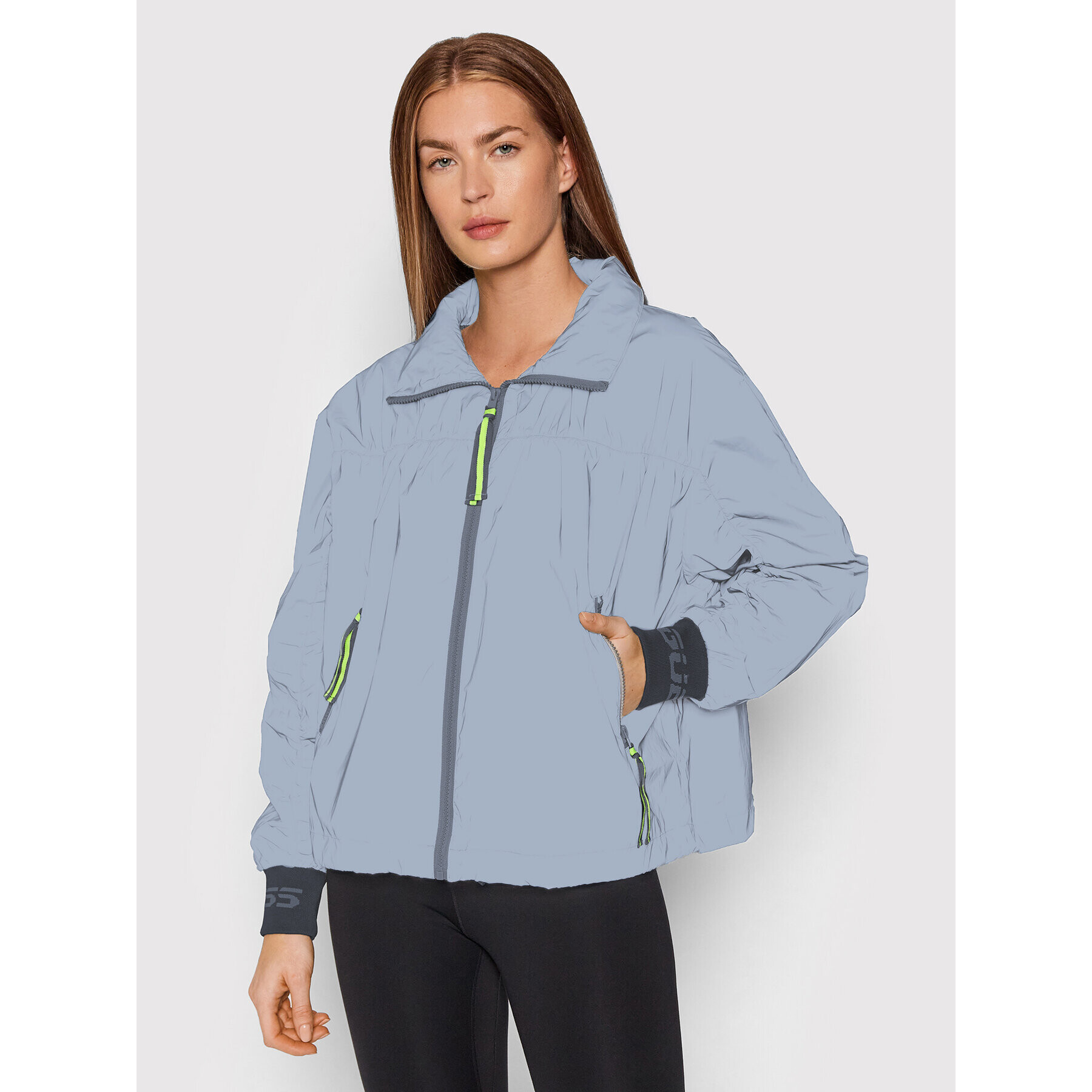 Guess Преходно яке O1BA92 WO06N Сребрист Regular Fit - Pepit.bg