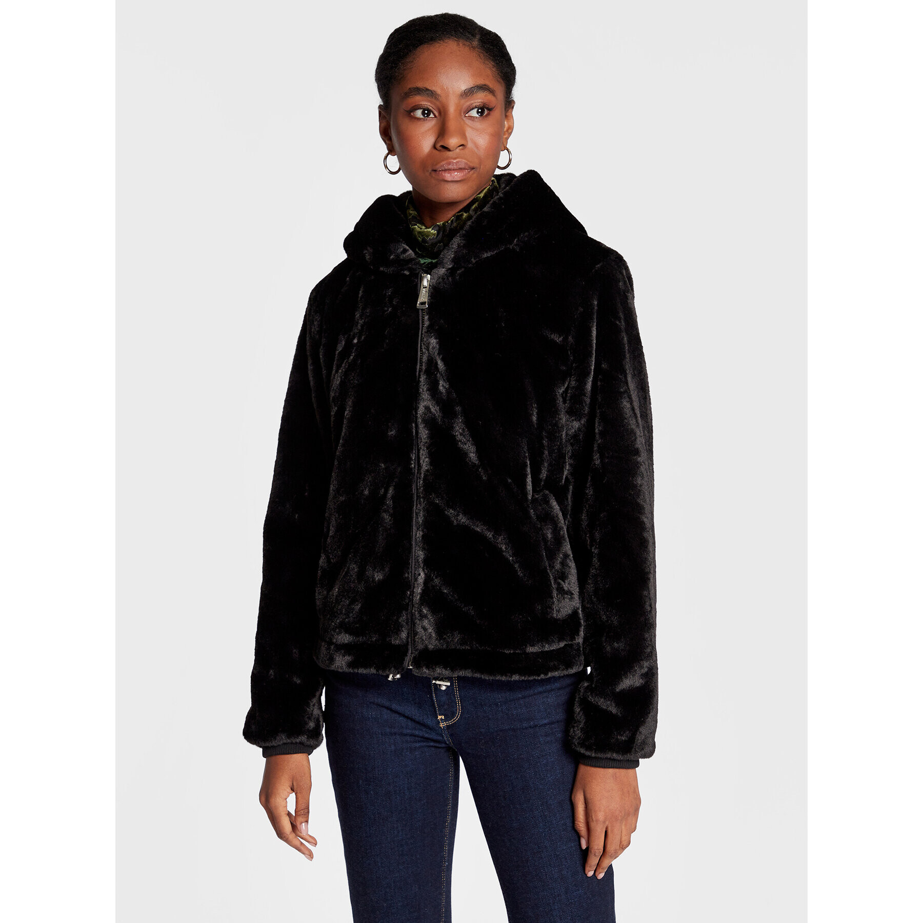 Guess Преходно яке Theoline W2BL22 WETP0 Черен Regular Fit - Pepit.bg