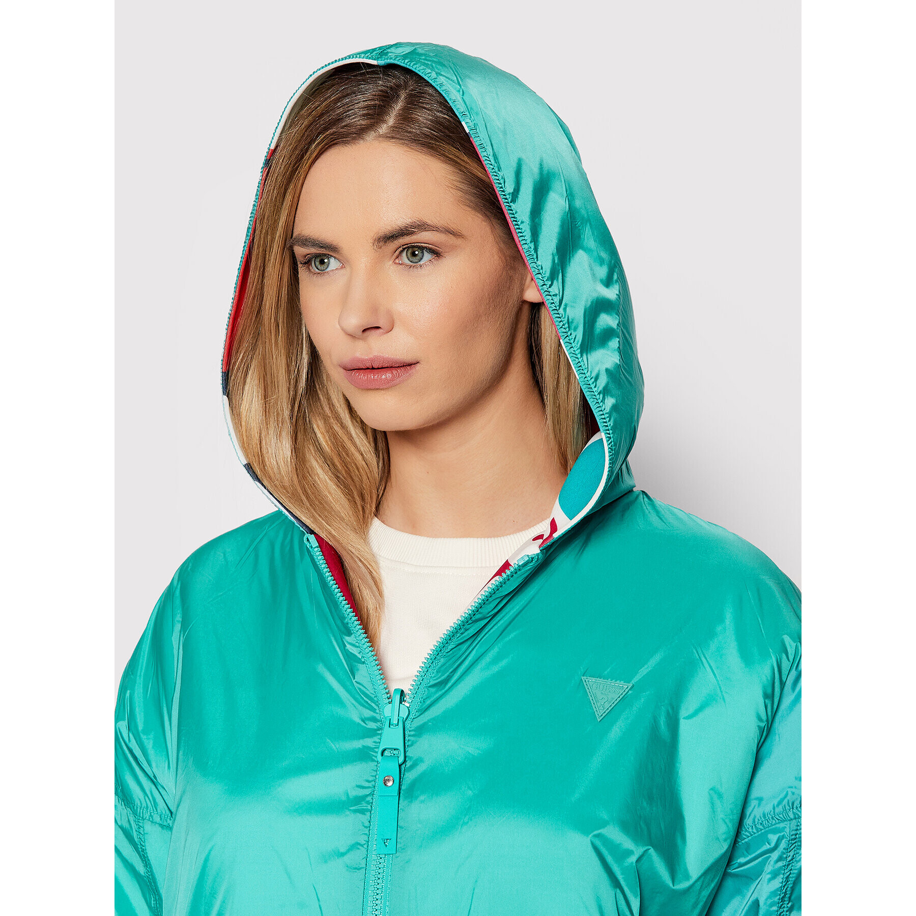 Guess Преходно яке V2RL03 JR06W Зелен Relaxed Fit - Pepit.bg