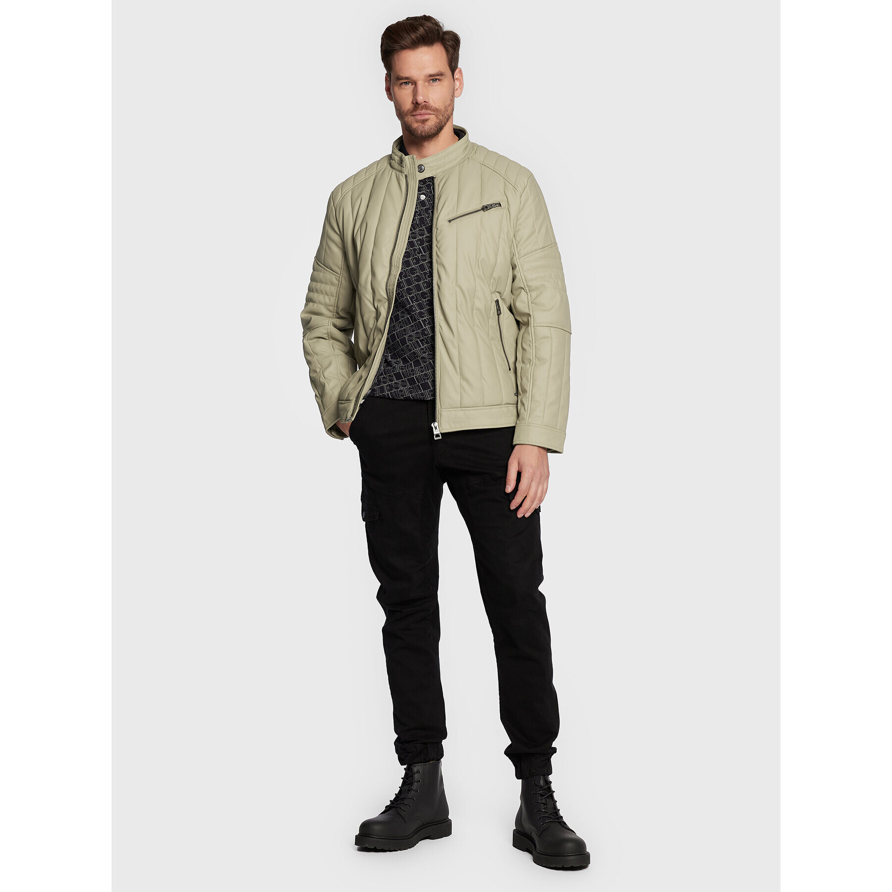 Guess Преходно яке M2BL21 WEZ10 Бежов Regular Fit - Pepit.bg