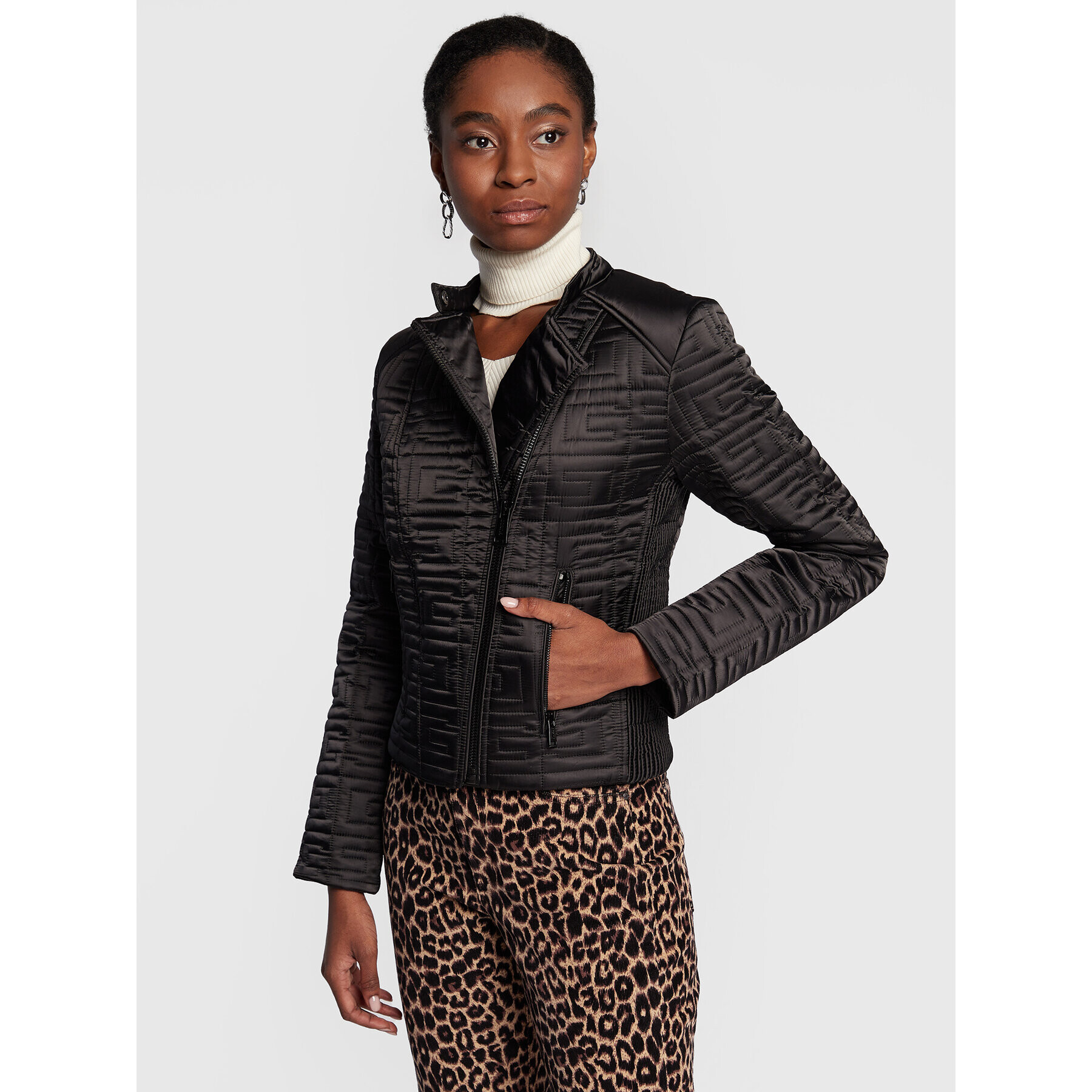 Guess Преходно яке Marine W2BL31 WEWF0 Черен Regular Fit - Pepit.bg