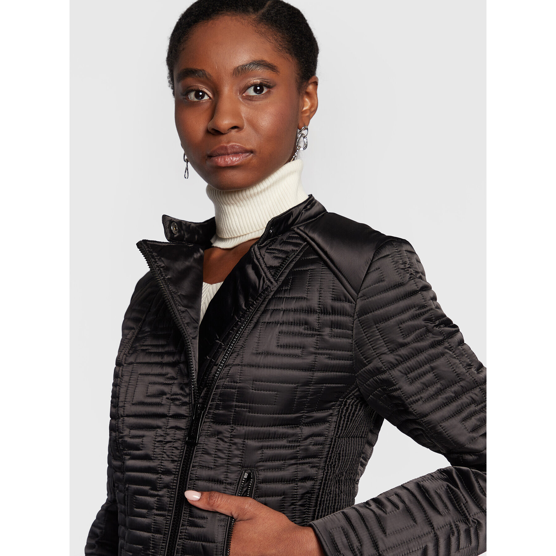 Guess Преходно яке Marine W2BL31 WEWF0 Черен Regular Fit - Pepit.bg