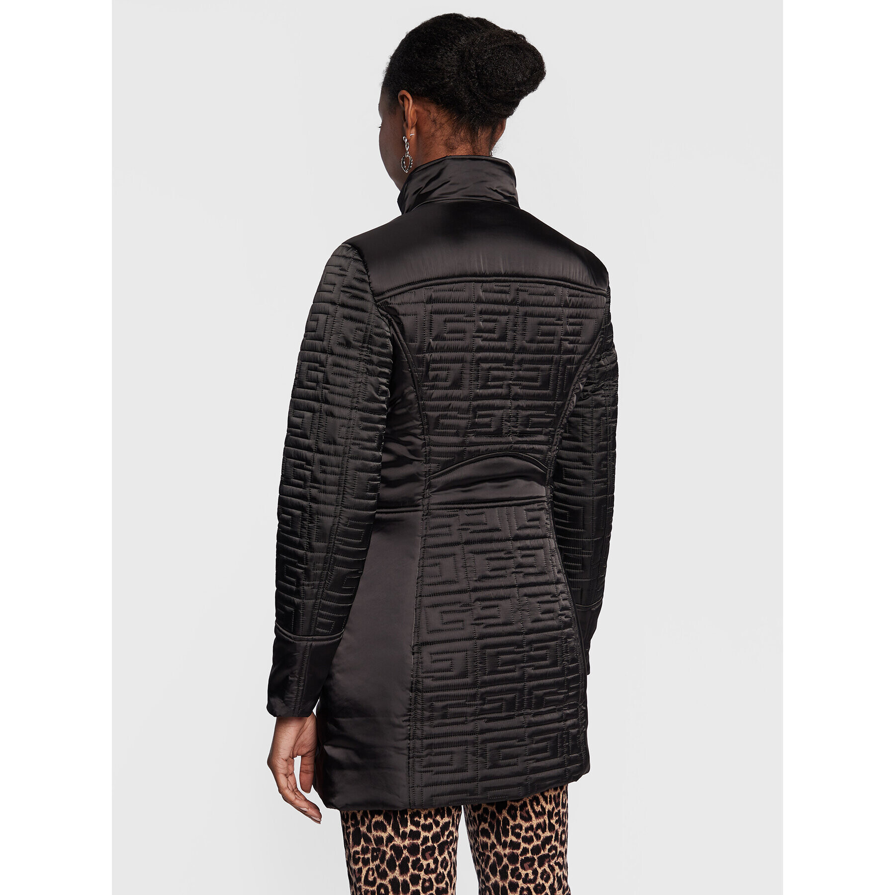 Guess Преходно яке Marine W2BL94 WEWF0 Черен Regular Fit - Pepit.bg