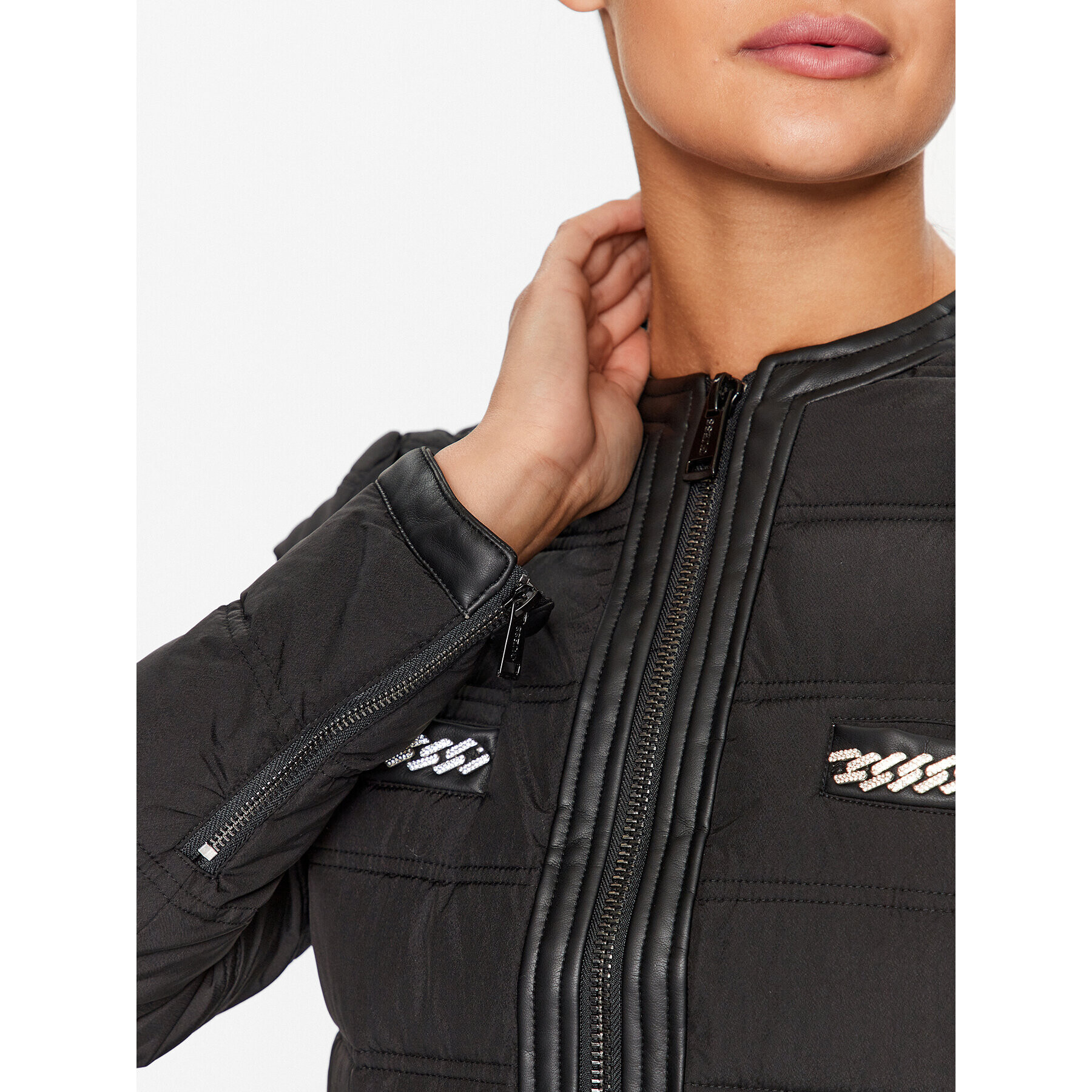Guess Пухено яке W3YL11 WFIX0 Черен Regular Fit - Pepit.bg