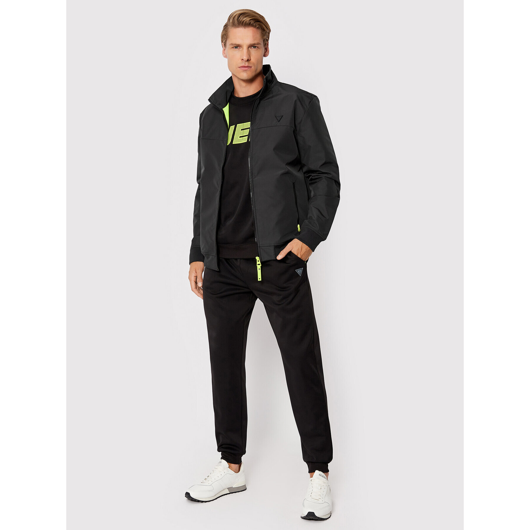 Guess Преходно яке Z2YL10 WO065 Черен Regular Fit - Pepit.bg