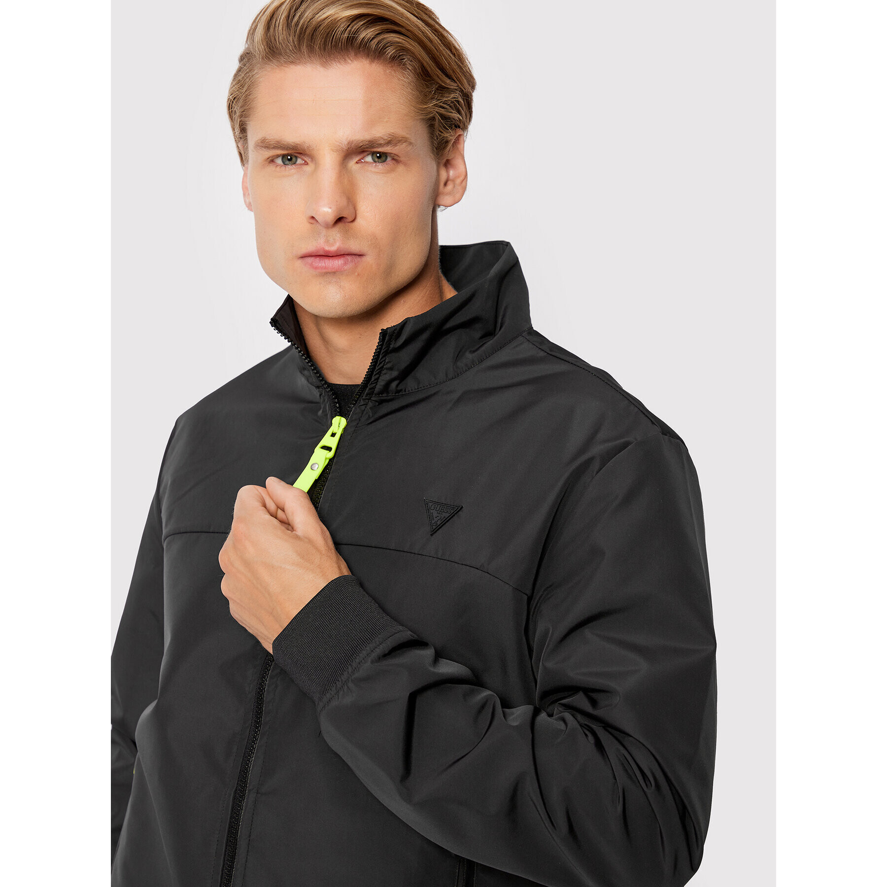 Guess Преходно яке Z2YL10 WO065 Черен Regular Fit - Pepit.bg