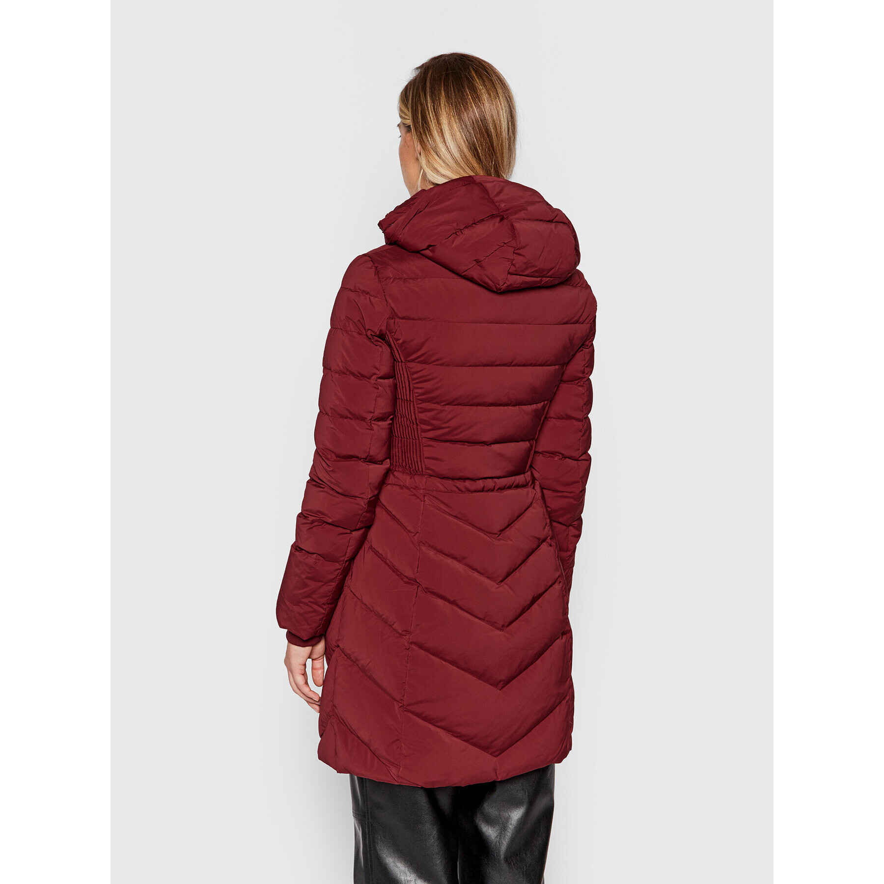 Guess Пухено яке Cecilia W1BL32 WE4P2 Бордо Regular Fit - Pepit.bg