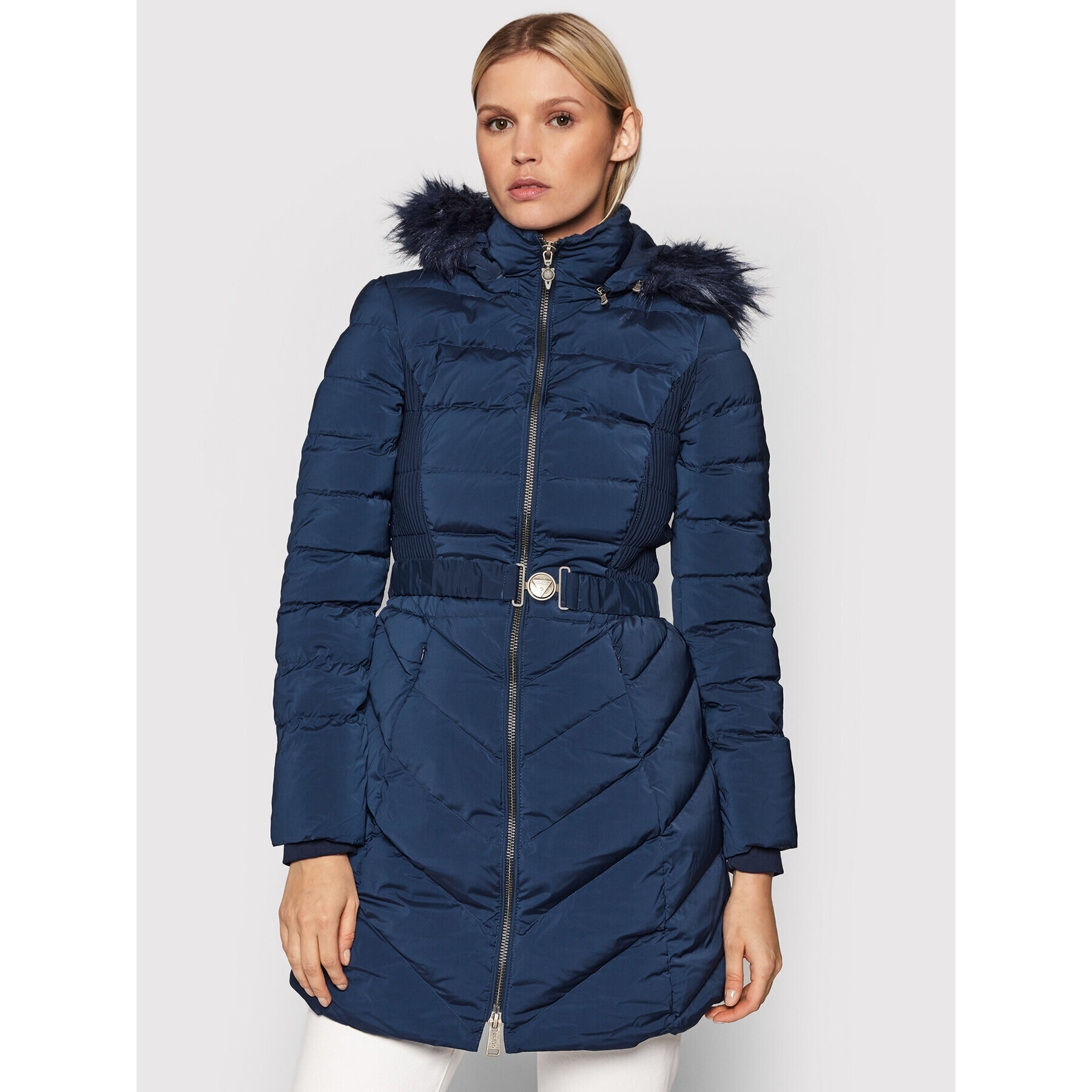 Guess Пухено яке Cecilia W1BL32 WE4P2 Тъмносин Regular Fit - Pepit.bg