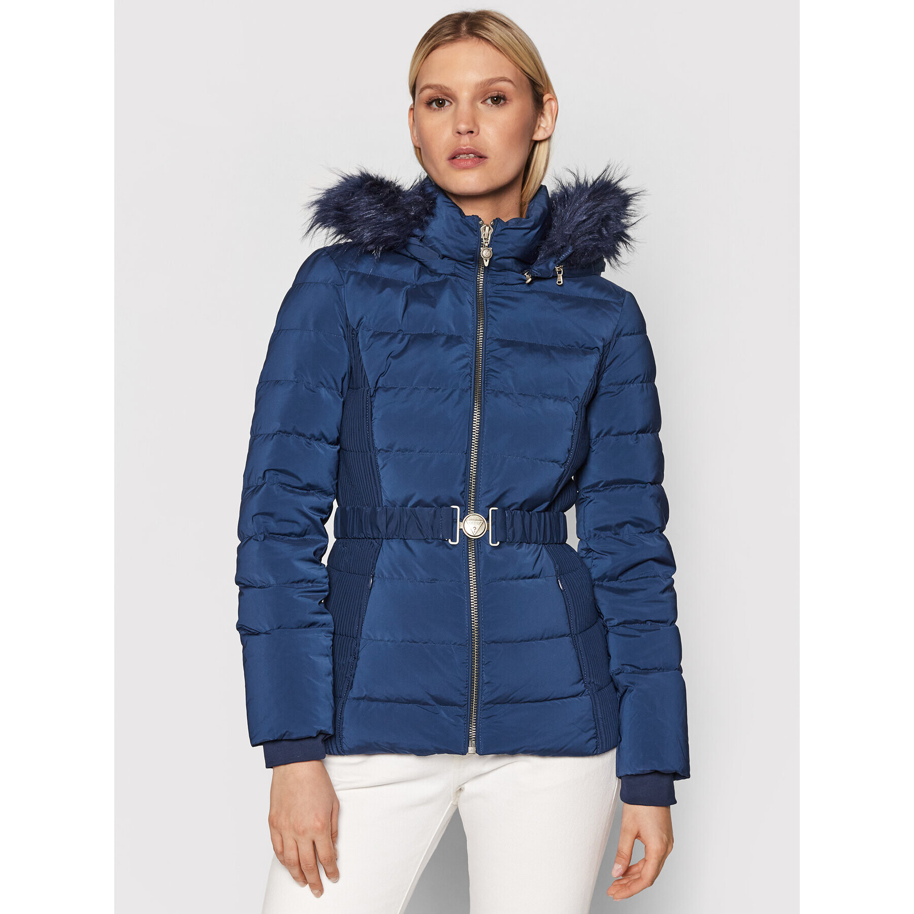 Guess Пухено яке Claudia W1BL33 WE4P2 Син Regular Fit - Pepit.bg