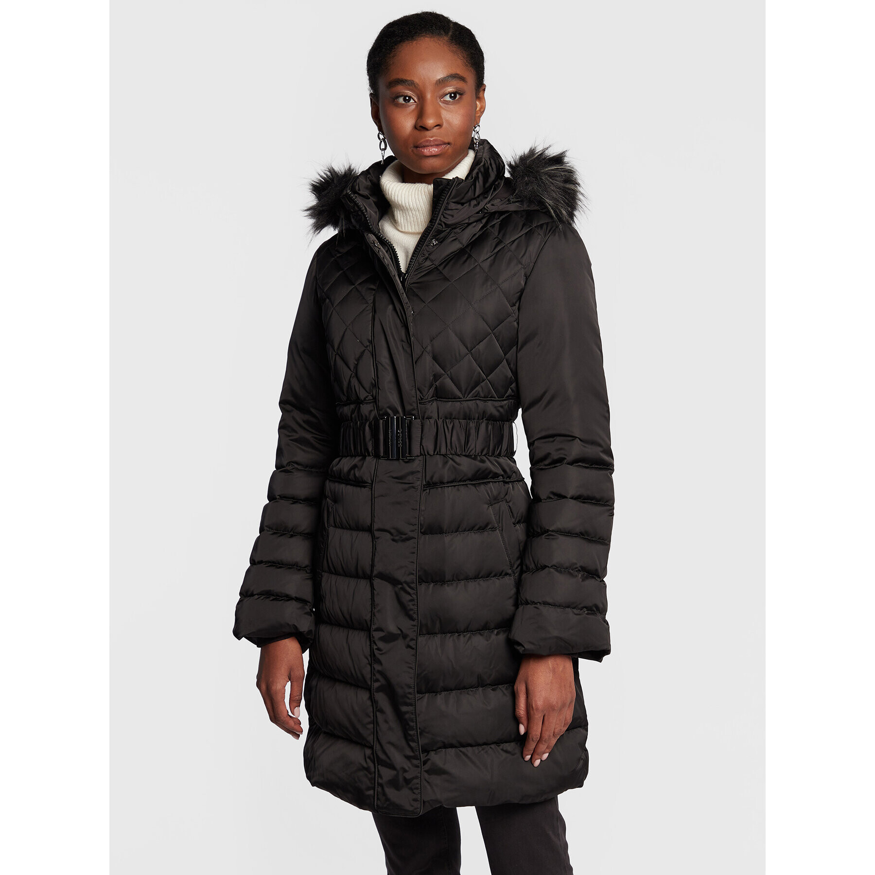 Guess Пухено яке Lolie W2BL61 WEX52 Черен Regular Fit - Pepit.bg