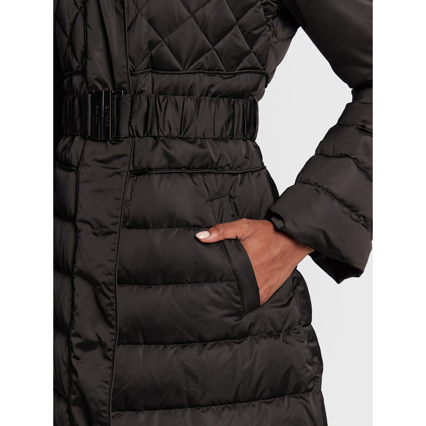 Guess Пухено яке Lolie W2BL61 WEX52 Черен Regular Fit - Pepit.bg