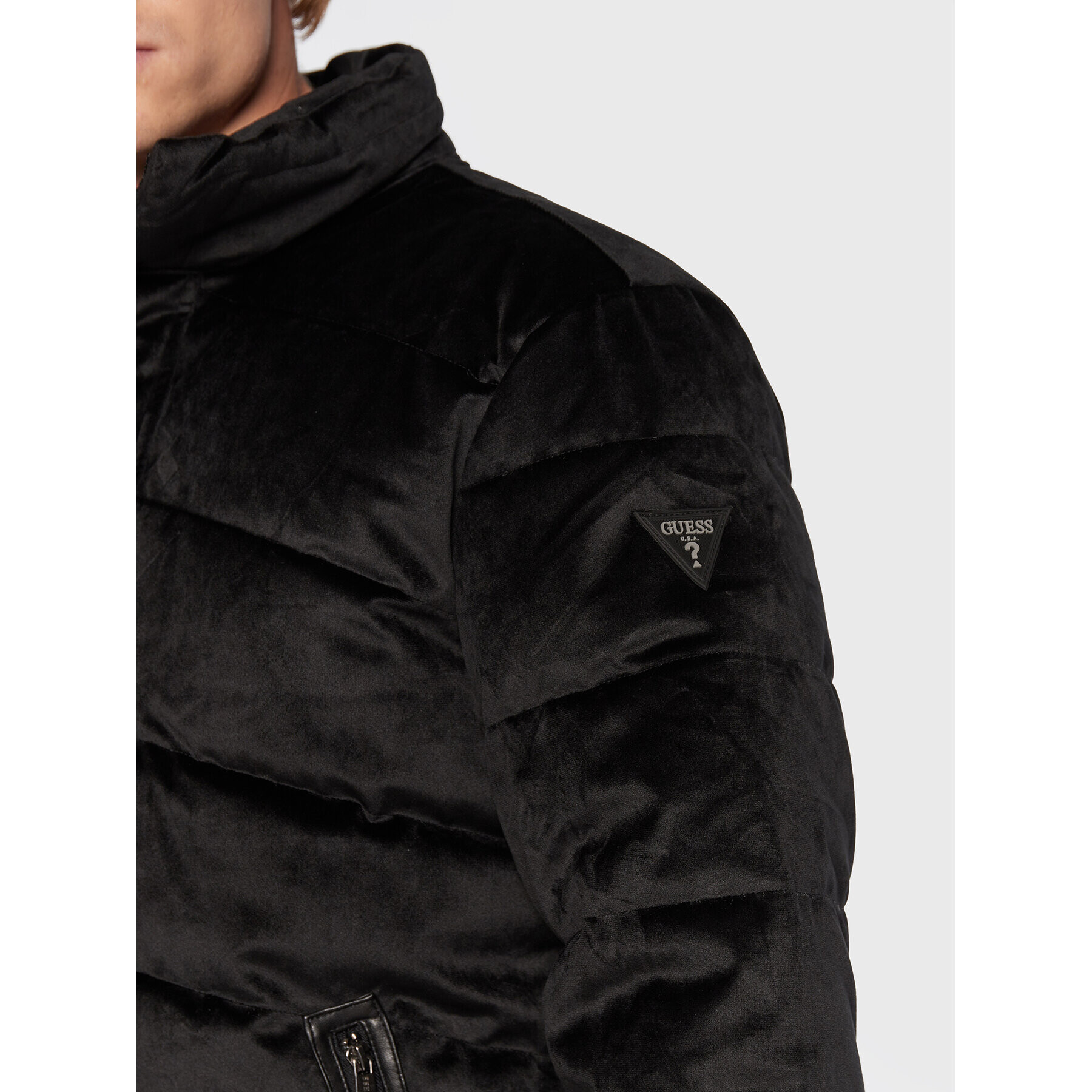Guess Пухено яке Luxury M2BL49 WEZM0 Черен Regular Fit - Pepit.bg