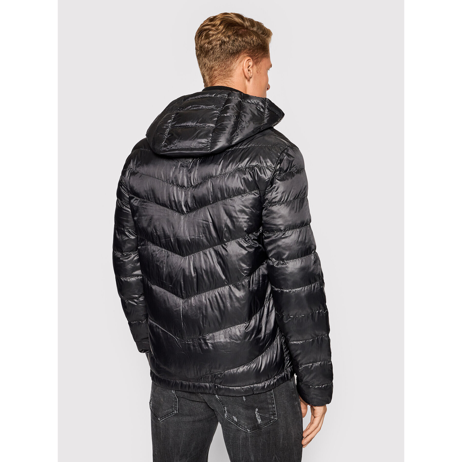 Guess Пухено яке M1YL45 WDZH2 Черен Regular Fit - Pepit.bg