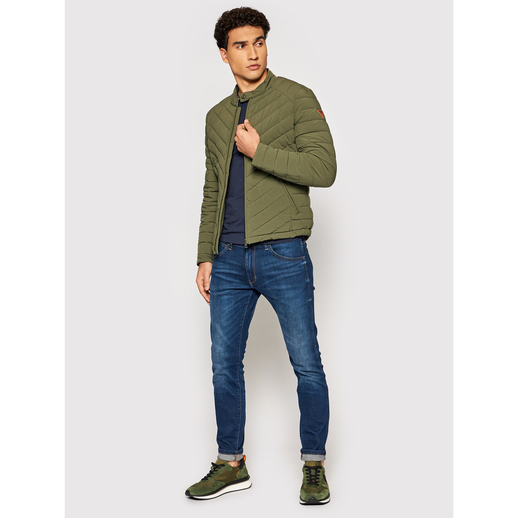 Guess Пухено яке M84L05 W6NW1 Зелен Regular Fit - Pepit.bg