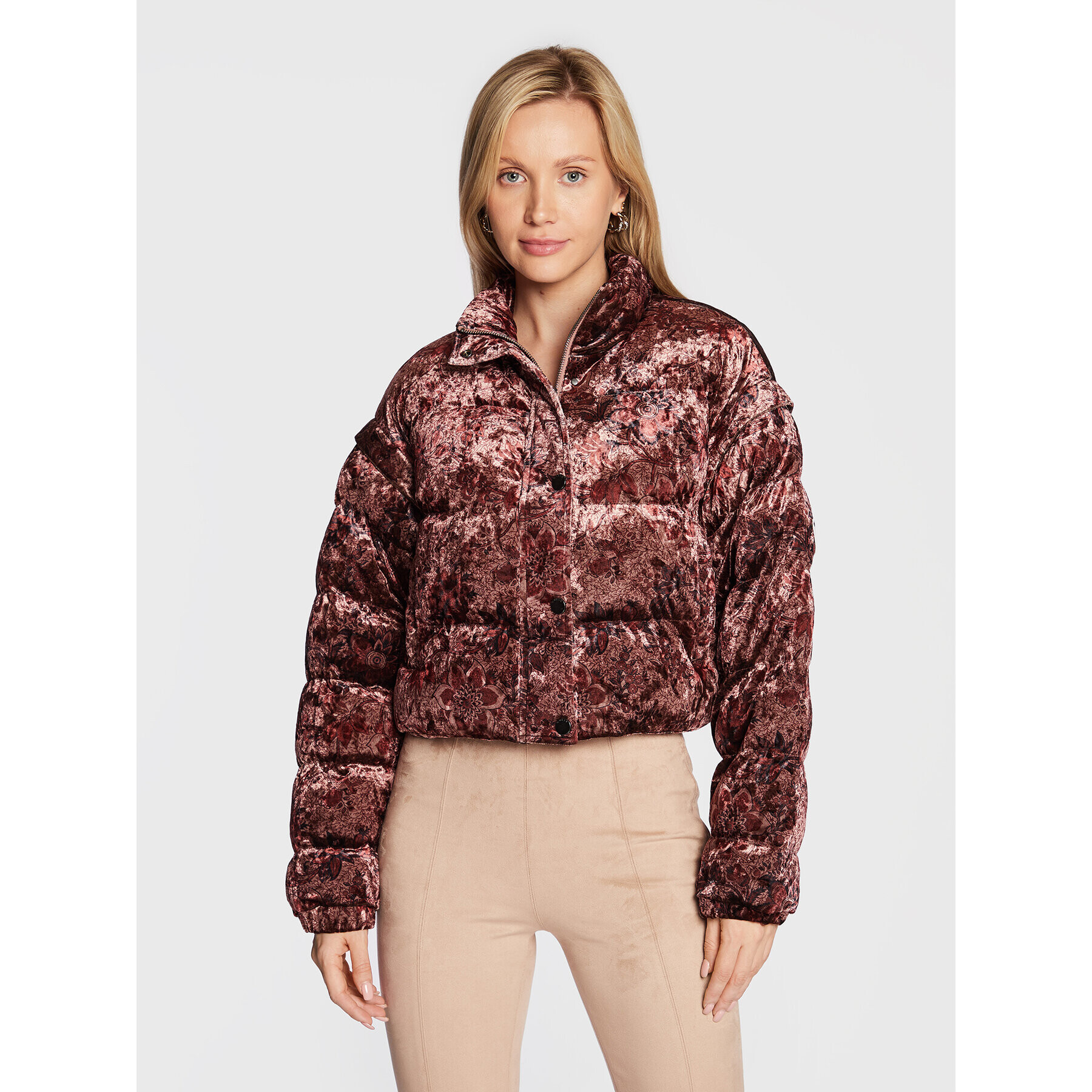 Guess Пухено яке Sela W2BL97 KATV0 Бордо Regular Fit - Pepit.bg