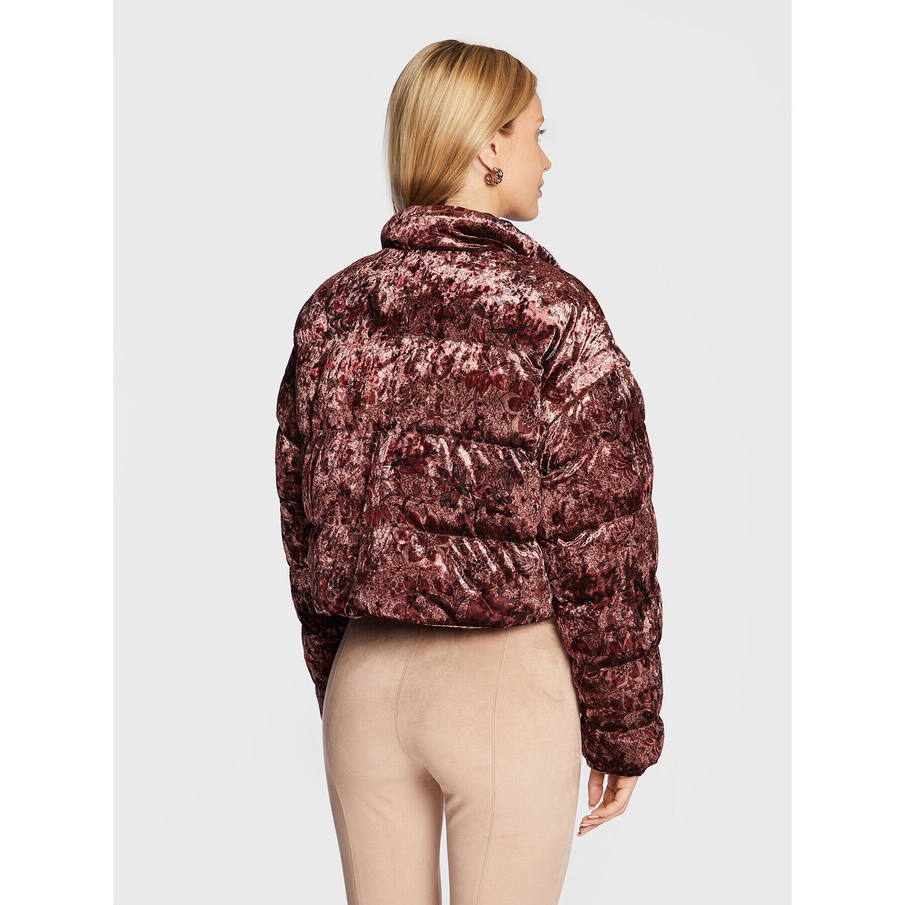 Guess Пухено яке Sela W2BL97 KATV0 Бордо Regular Fit - Pepit.bg