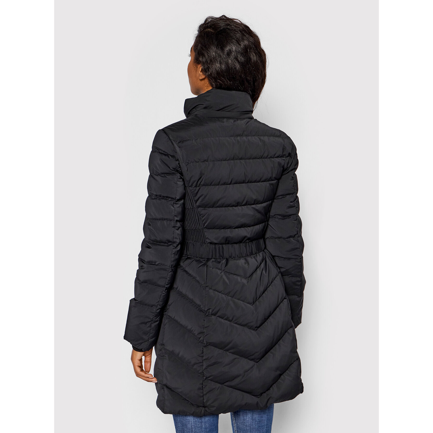 Guess Пухено яке Cecilia W1BL32 WE4P2 Черен Regular Fit - Pepit.bg