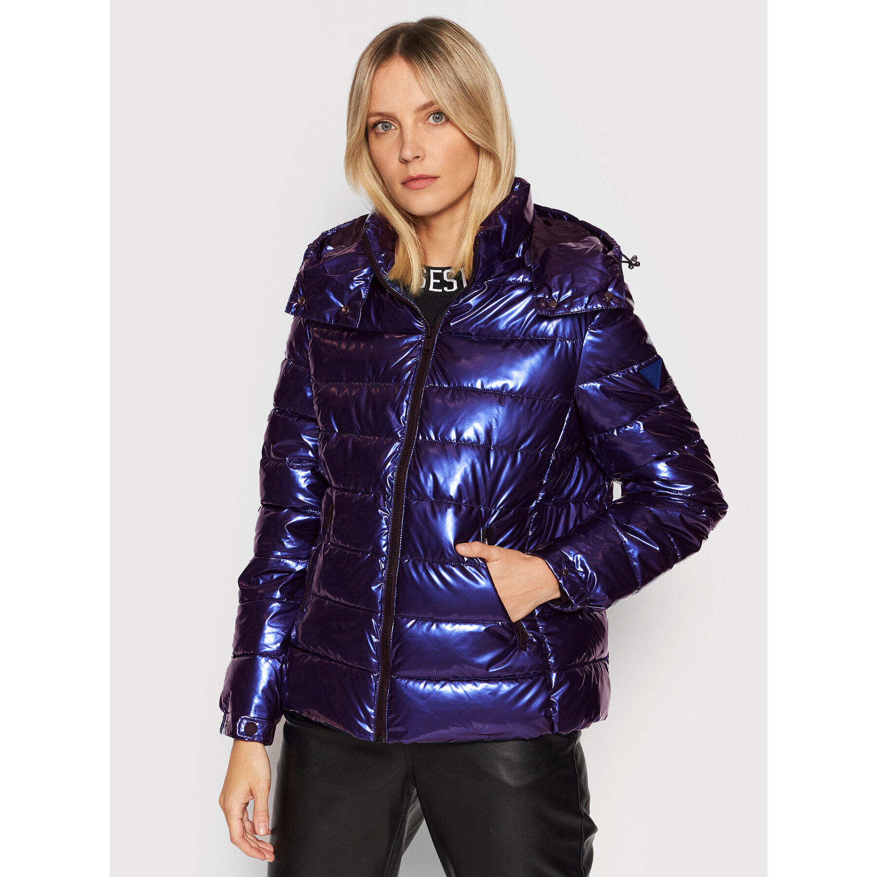 Guess Пухено яке Fiorenza W1BL00 WEB40 Син Boxy Fit - Pepit.bg