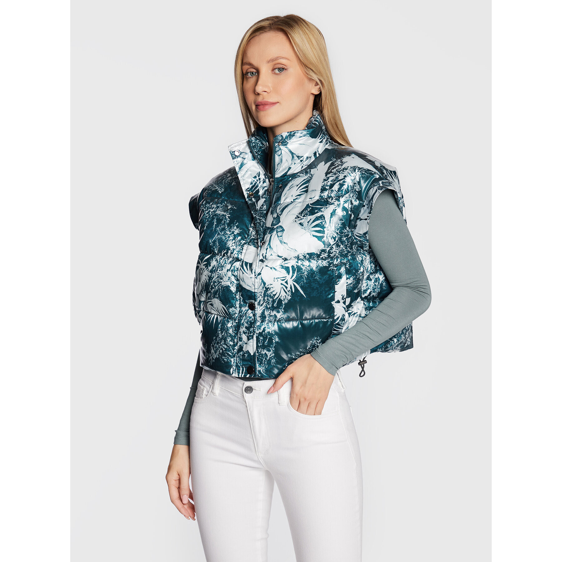 Guess Пухено яке Gabi W2BL96 WF120 Син Regular Fit - Pepit.bg