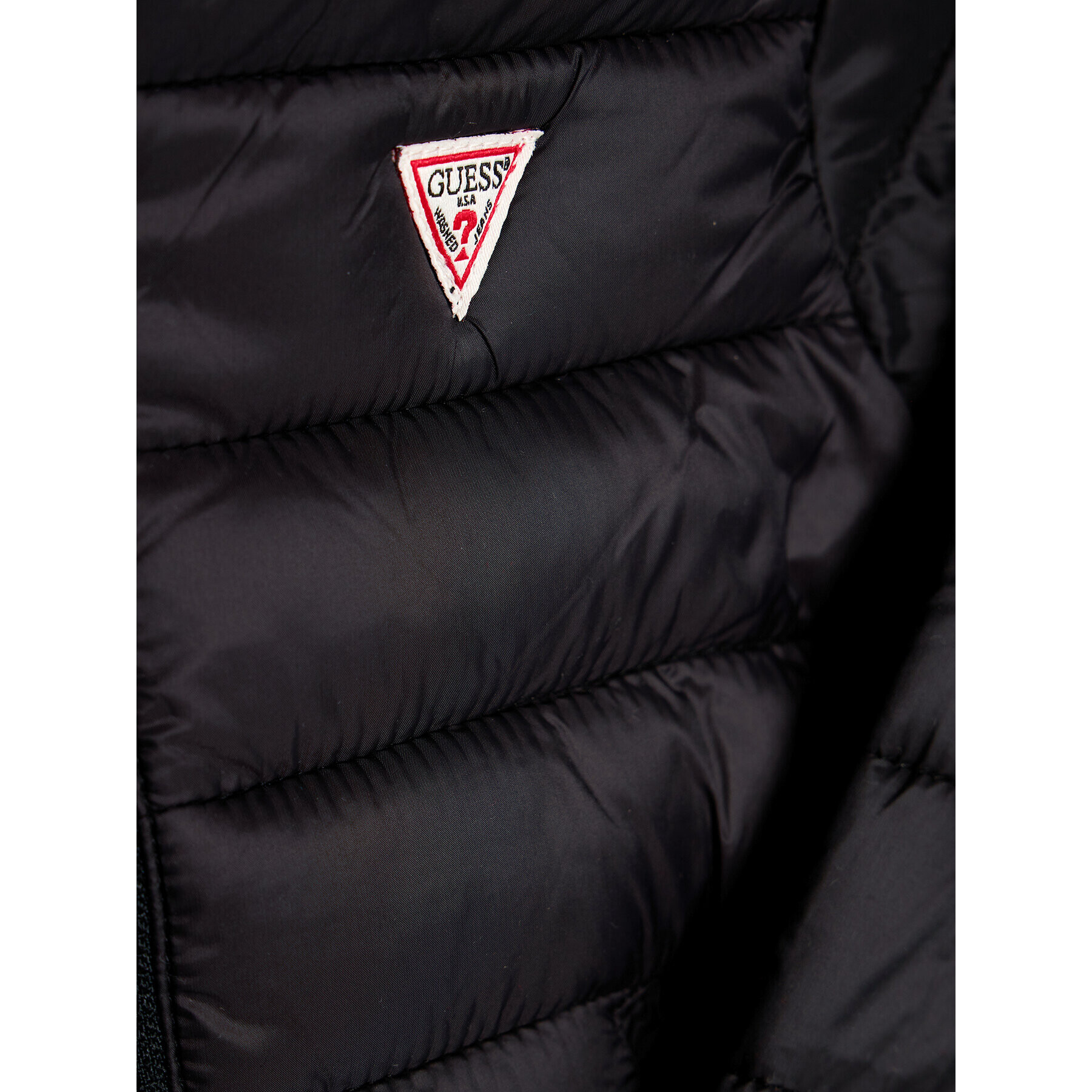 Guess Пухено яке H93T00 WCAO0 Черен Regular Fit - Pepit.bg