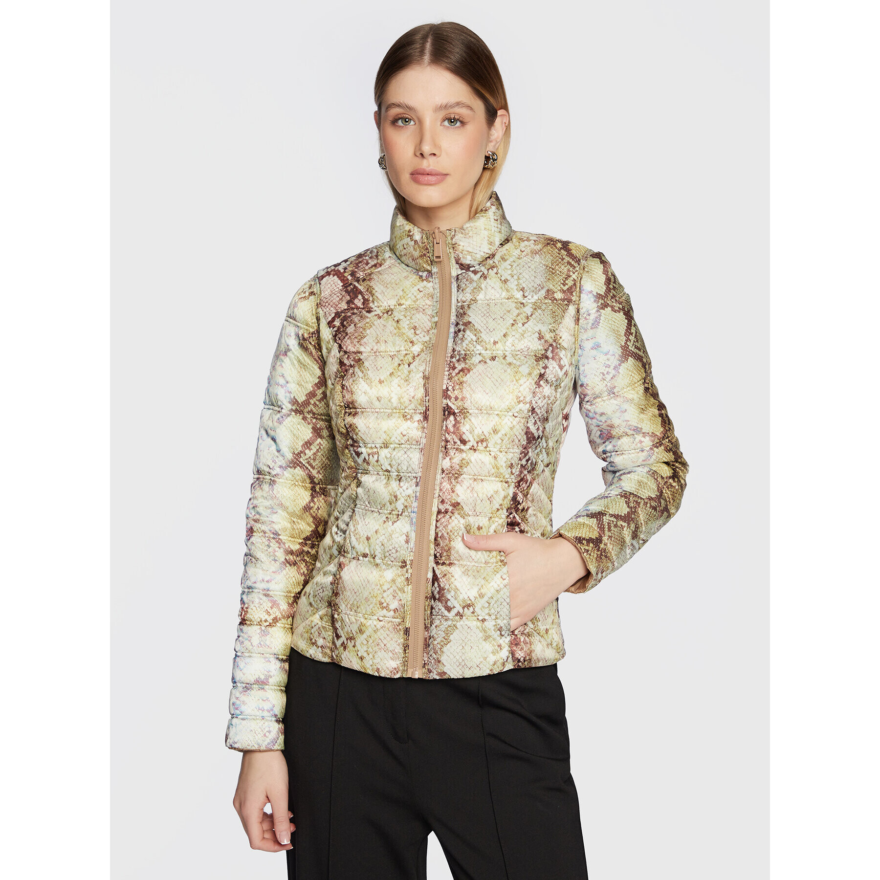 Guess Пухено яке Janis W3RL04 WF5C2 Кафяв Regular Fit - Pepit.bg